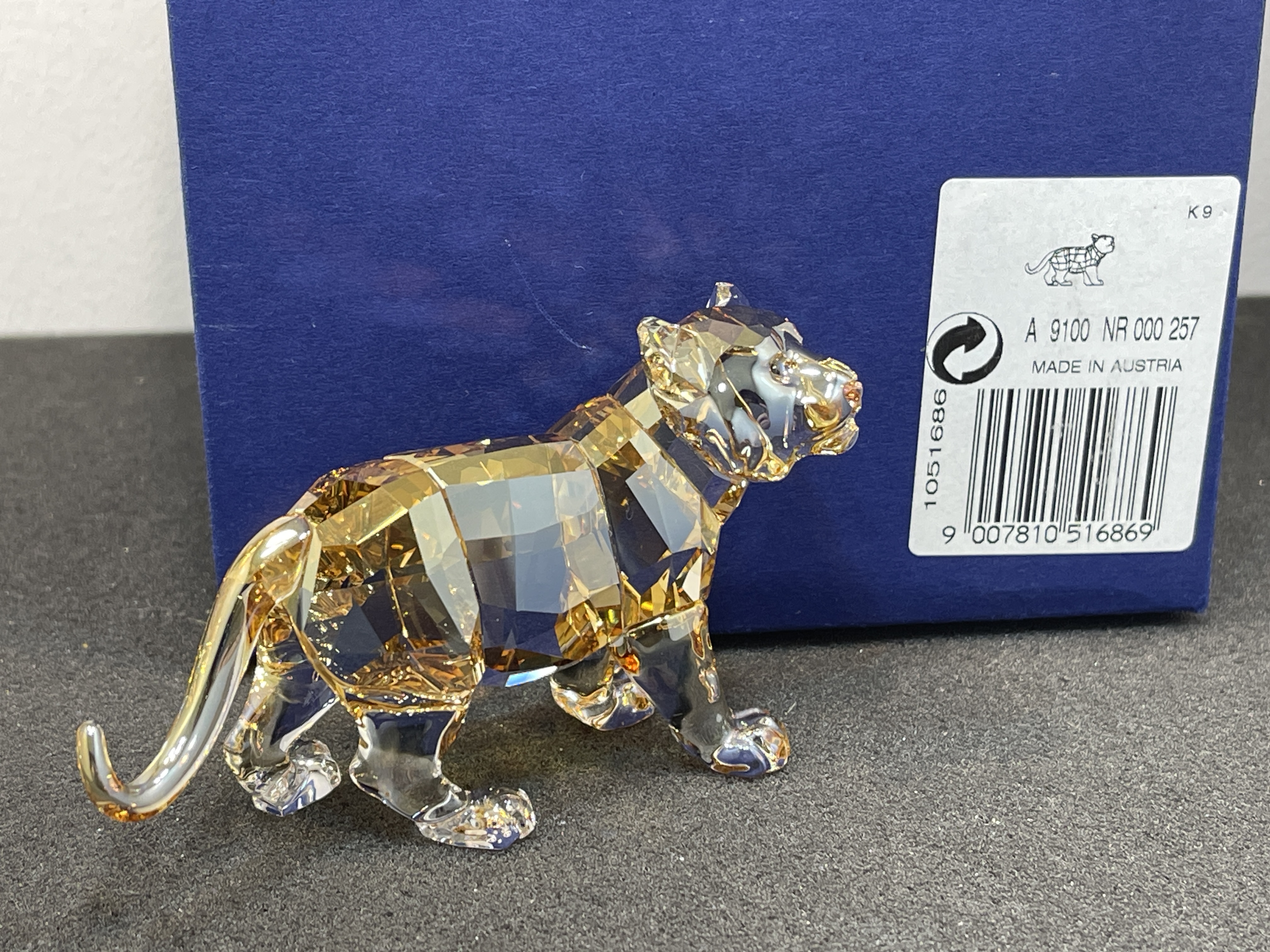 Swarovski Figur 1051686 Kristall SCS Tiger Jungtier 9 cm. Mit Ovp & Zertifikat  