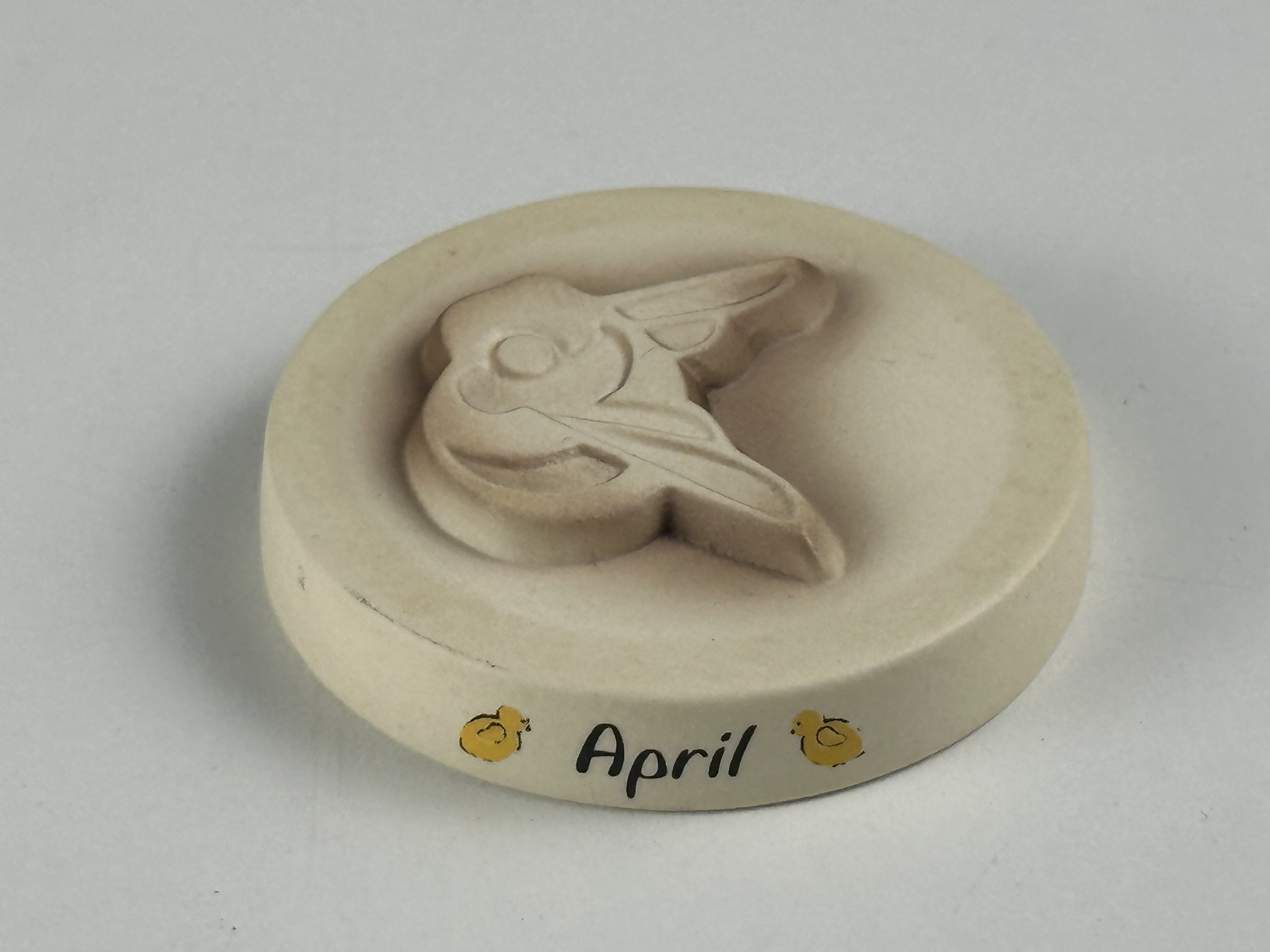 Hummel Figur Sockel / Podest  April- 5 x 1,5 cm. 1 Wahl. Top Zustand