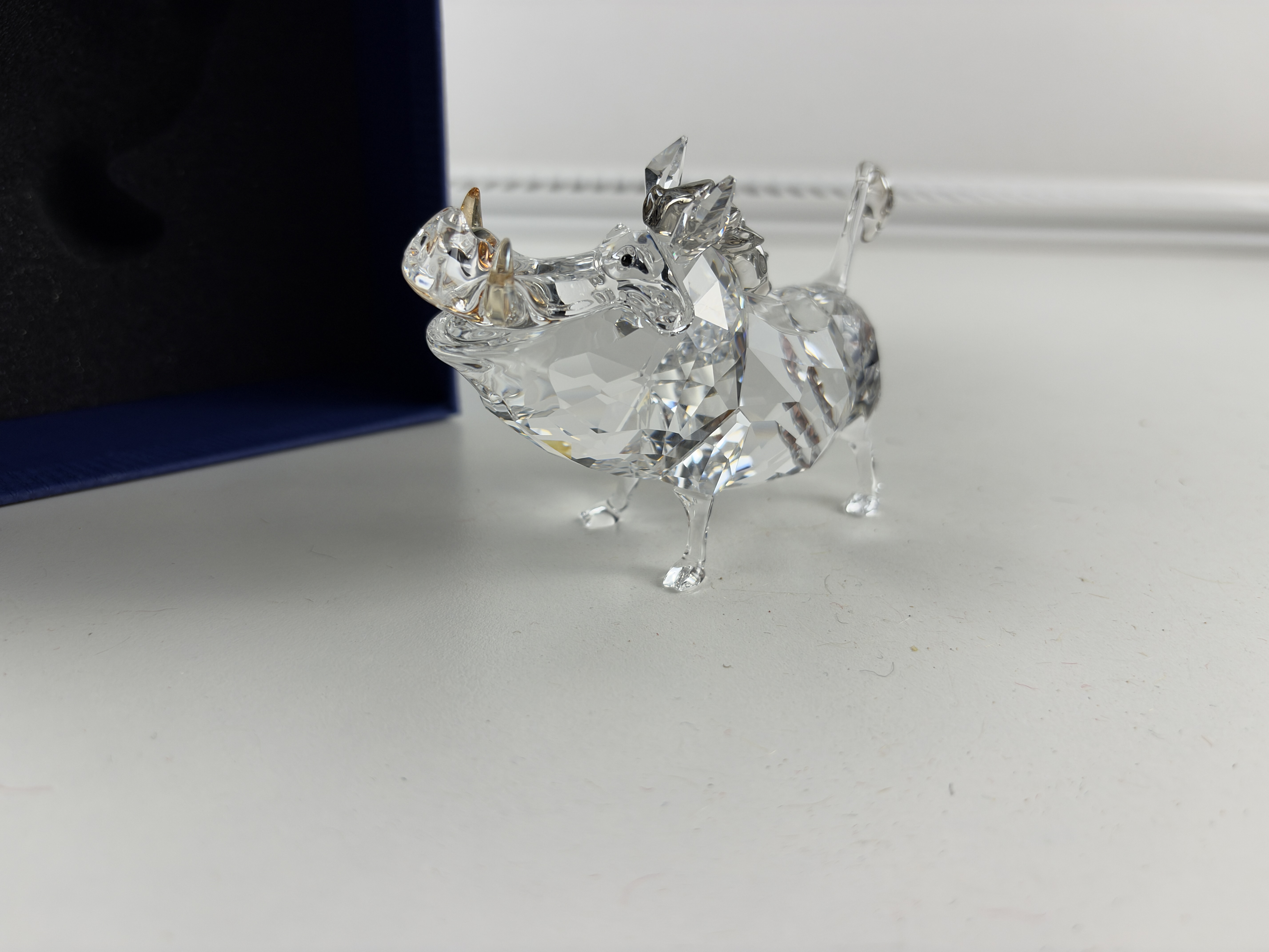  Swarovski Figur 1049784 Disney Pumba 9,2 cm Kiste Zertifikat Top Zustand  