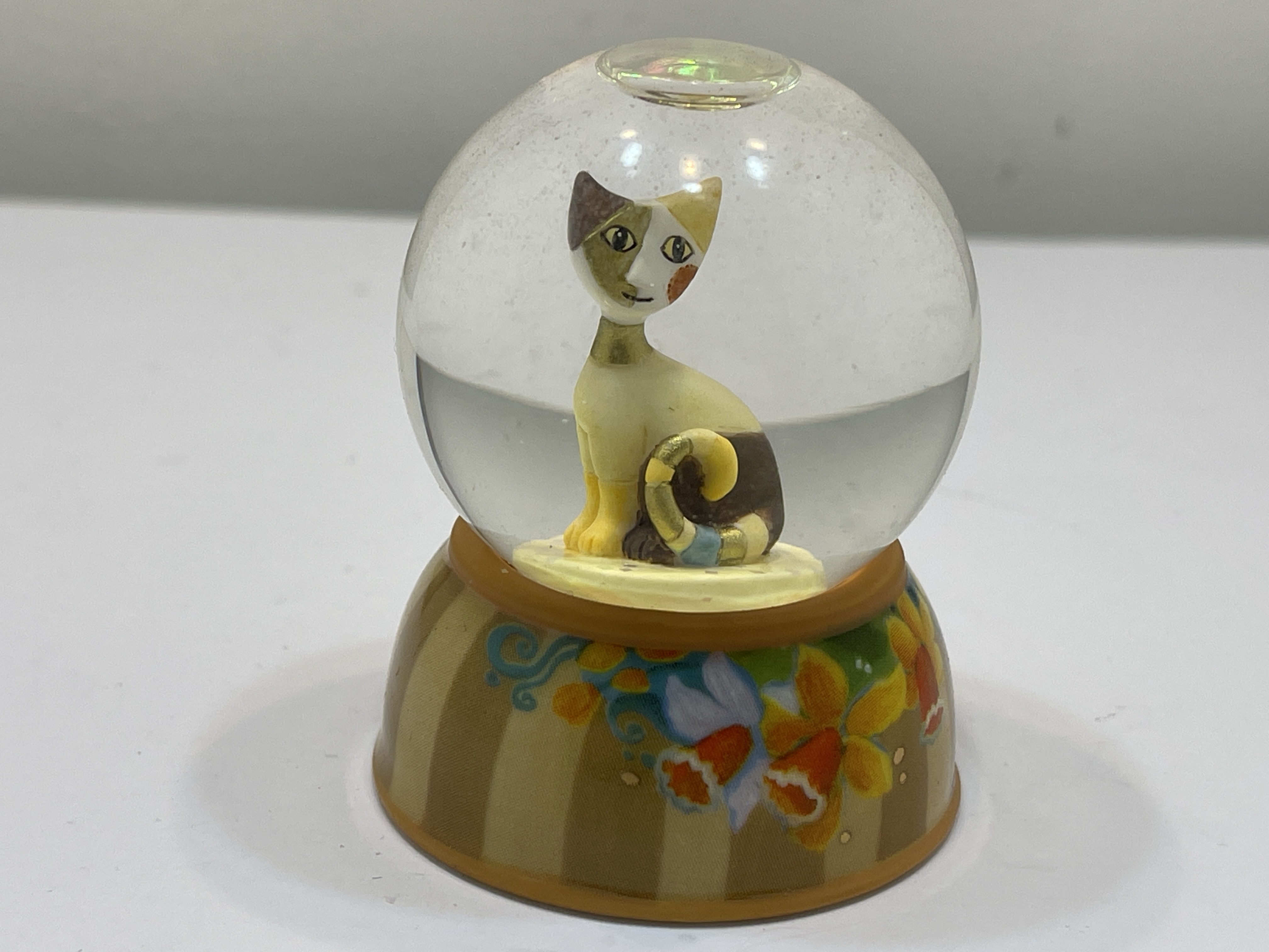 Goebel Figur Rosina Wachtmeister Katzen Schneekugel 6 cm - 1 Wahl. Zustand  siehe Fotos 