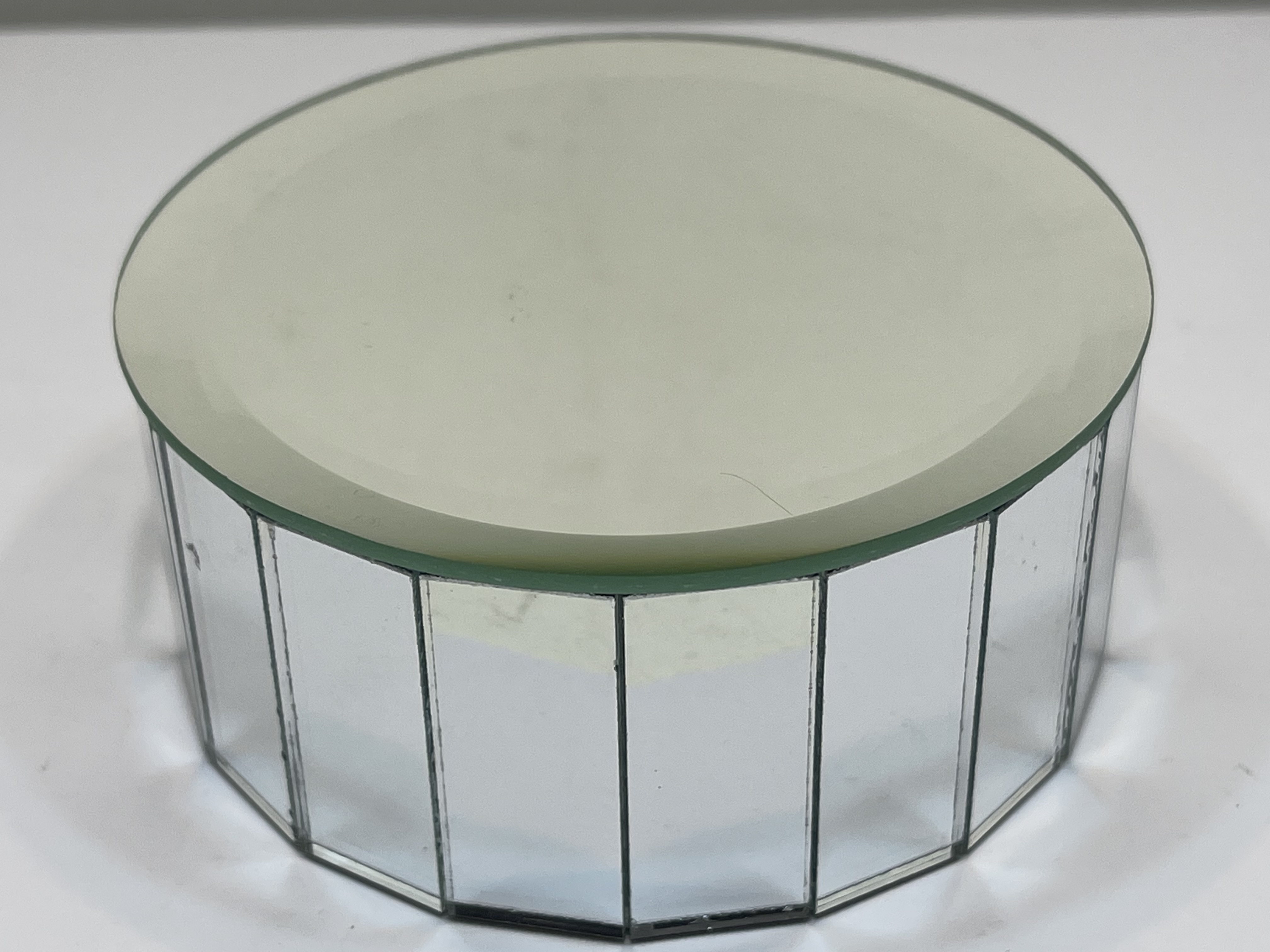 Swarovski Sockel / Podest 9,5 x 4 cm. Top Zustand.   