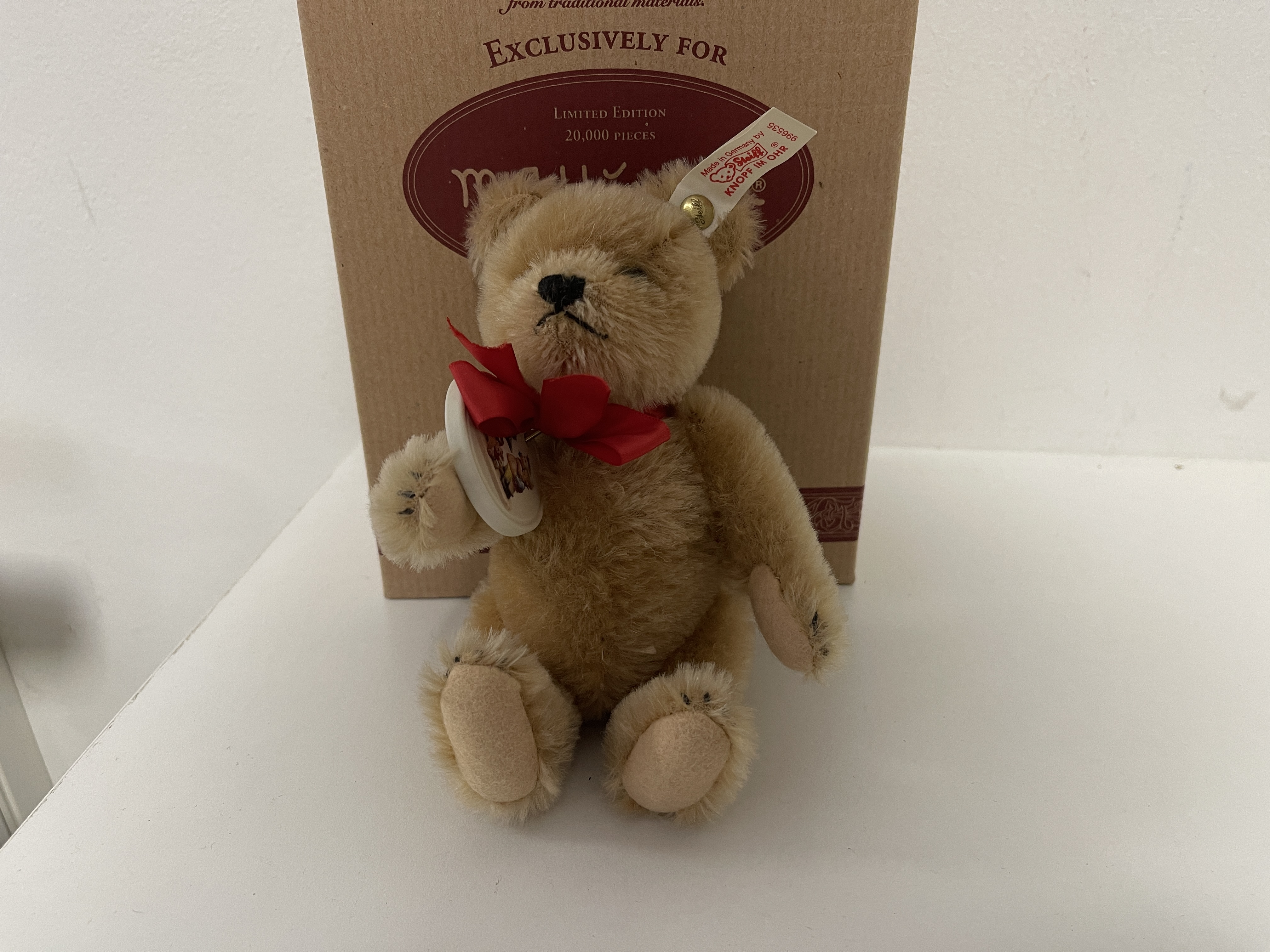 Steiff Tier 996535 Teddybär exklusiv für M.I.Hummel. 18 cm. Top Zustand  
