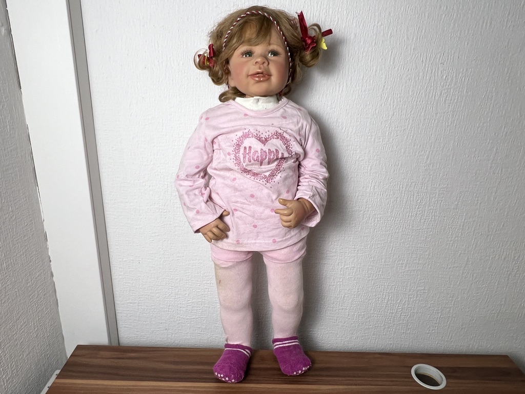 Künstlerpuppe Puppe Monika Levenig Vinyl Puppe 70 cm. Guter Zustand 