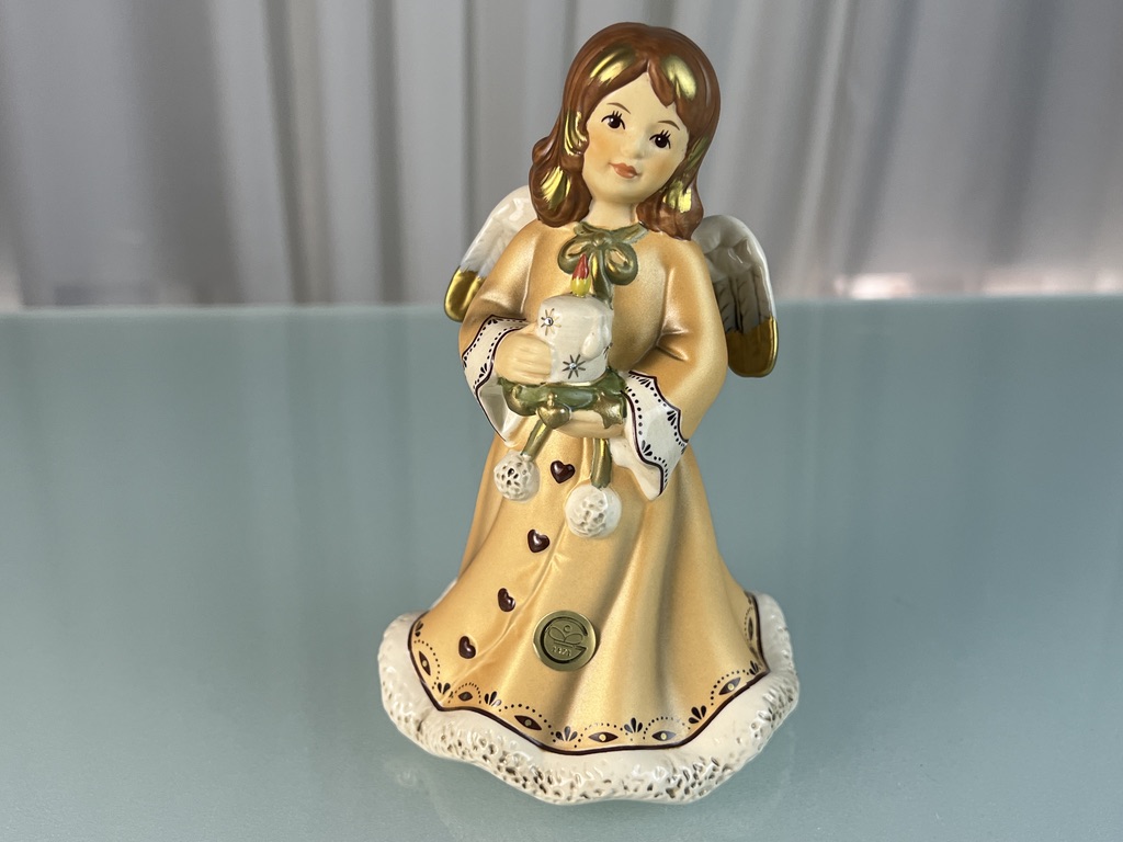 Goebel Figur Engel 2013 Jahresengel 16 cm. 1 Wahl - Top Zustand