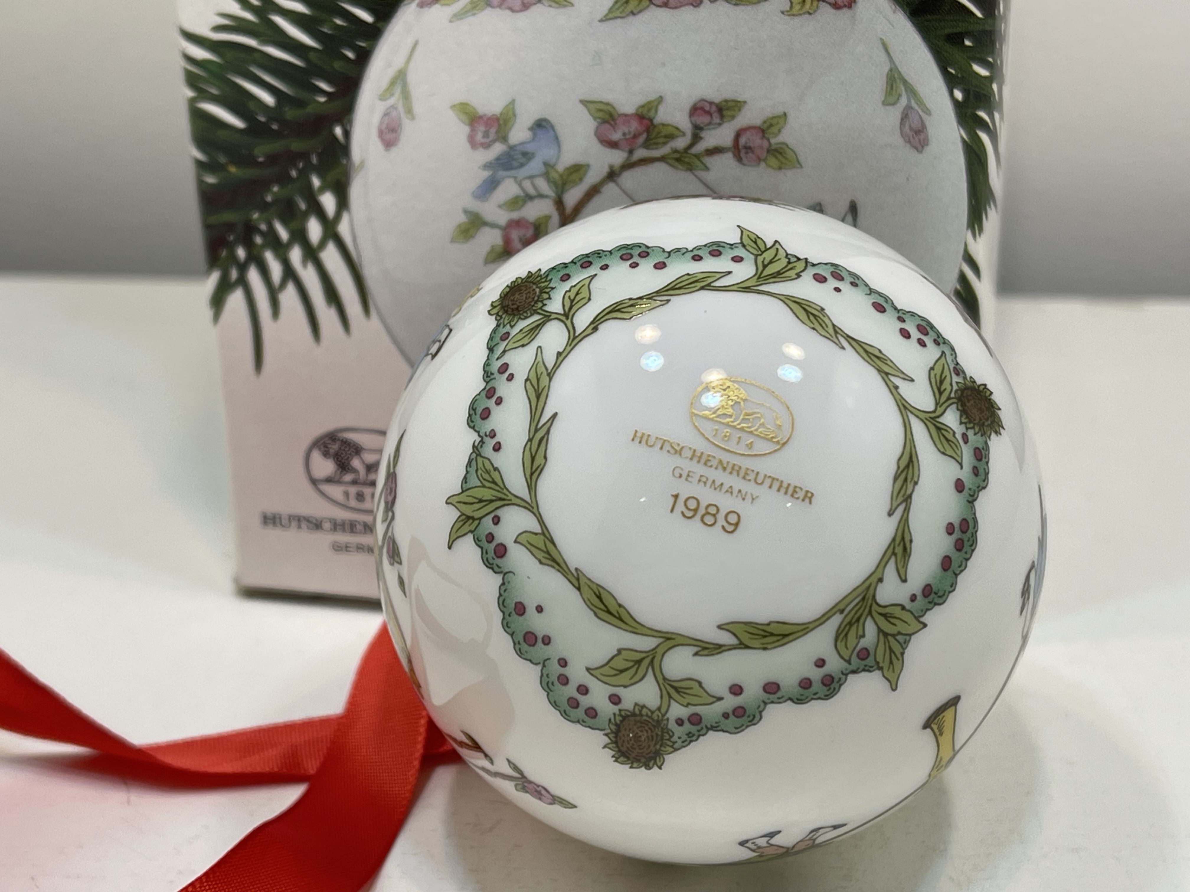  Hutschenreuther Weihnachtskugel mit Ovp 1989 -Top Zustand.  