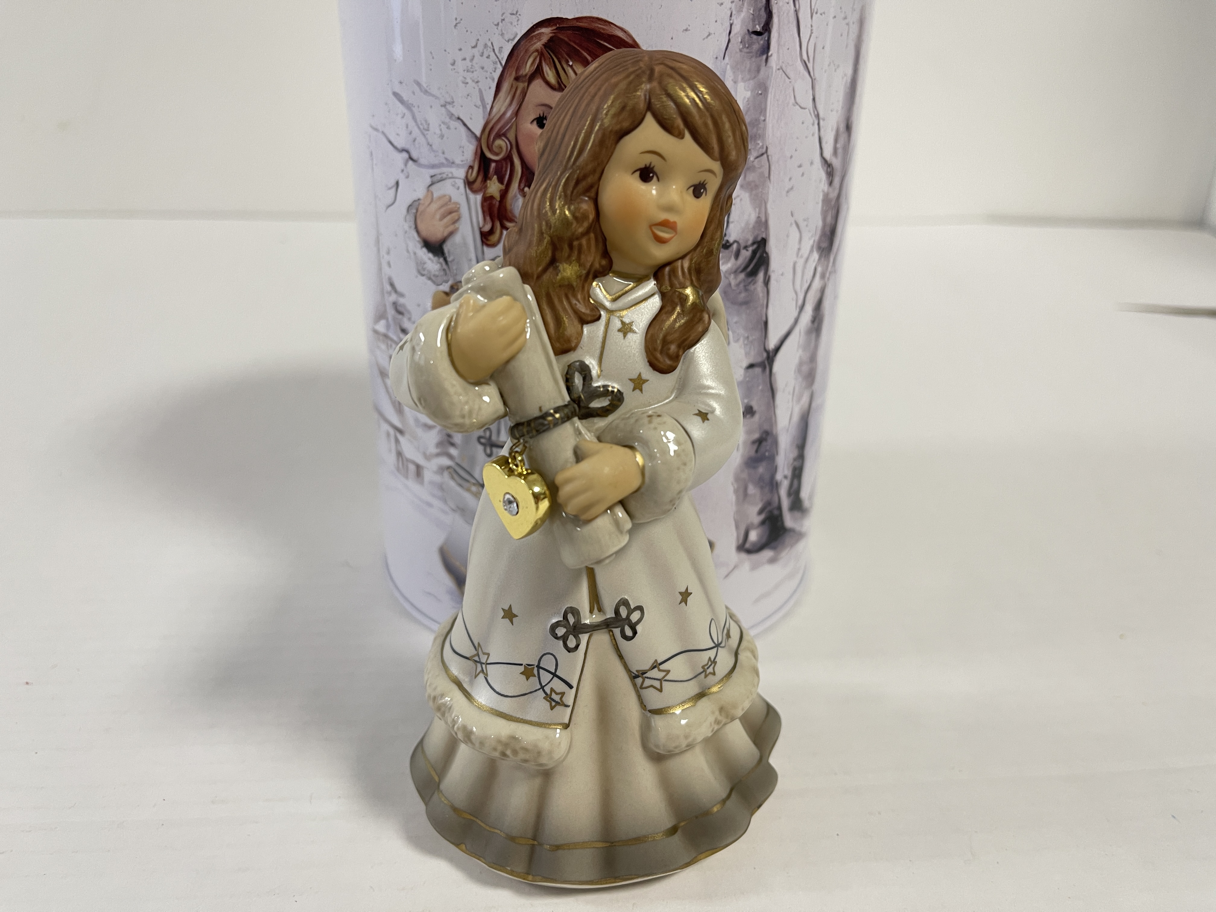 Goebel Figur Jahresengel 2018 Engel 15,5 cm.- 1 Wahl. Top Zustand 