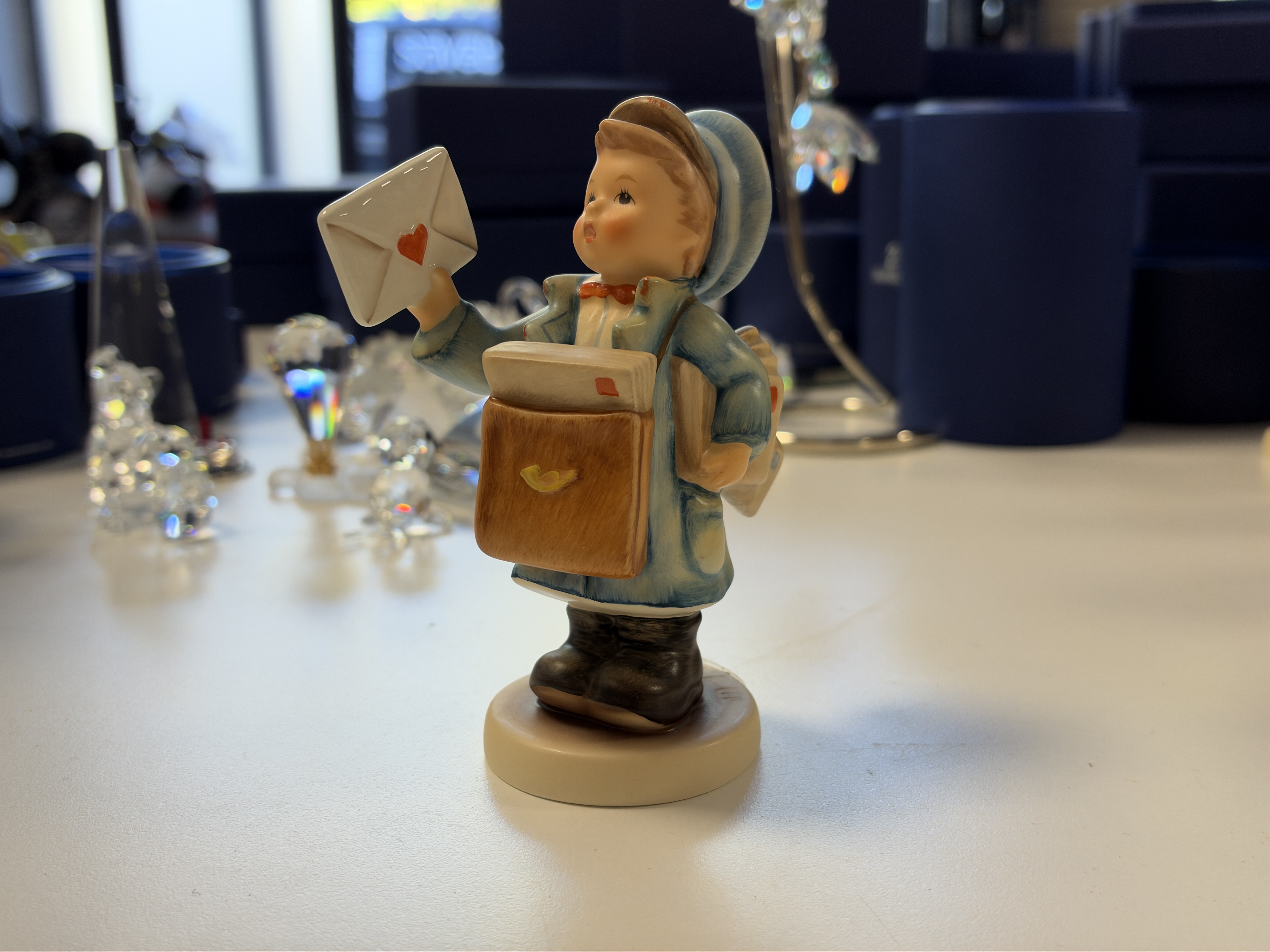  Hummel Figur 119 2/0 Eilbote 11,5 cm. 1 Wahl. Top Zustand 