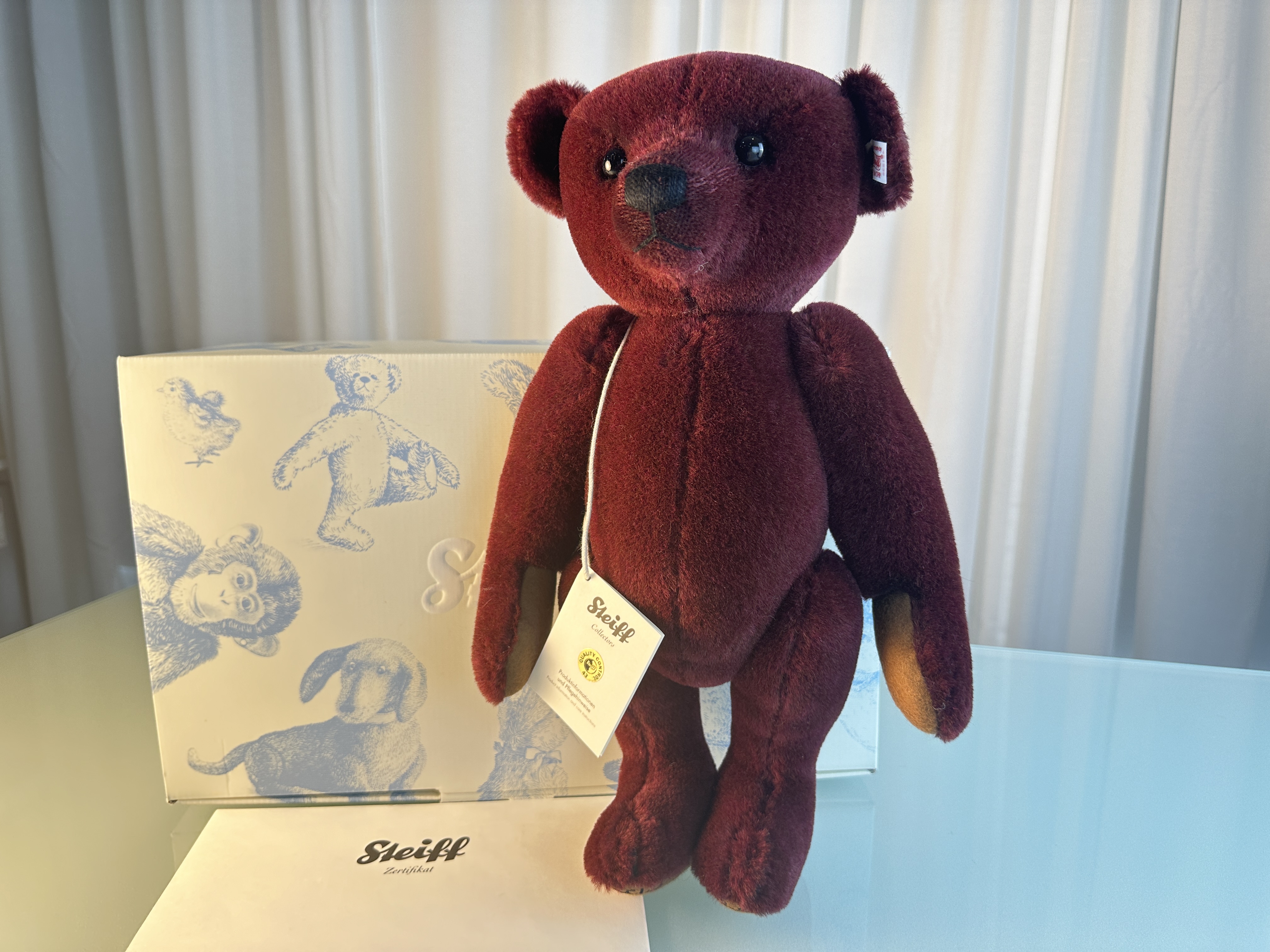 Steiff Tier 421235 - Club Teddy Louise Ltd. 37cm Top Zustand mit OVP & Zertifikat 