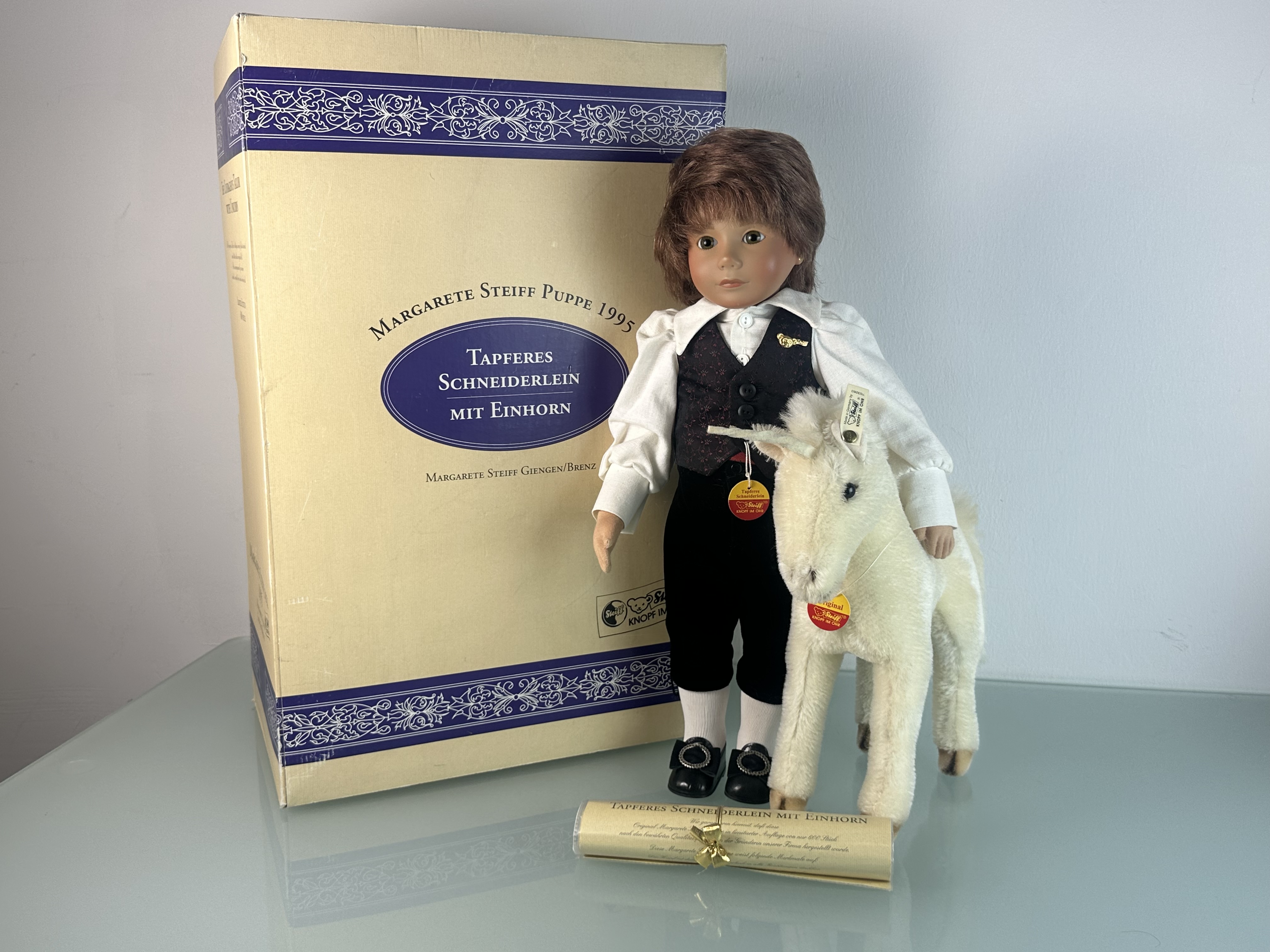 Steiff  Puppe 703263 Das tapfere Schneiderlein mit Einhorn Top Zustand 48 cm