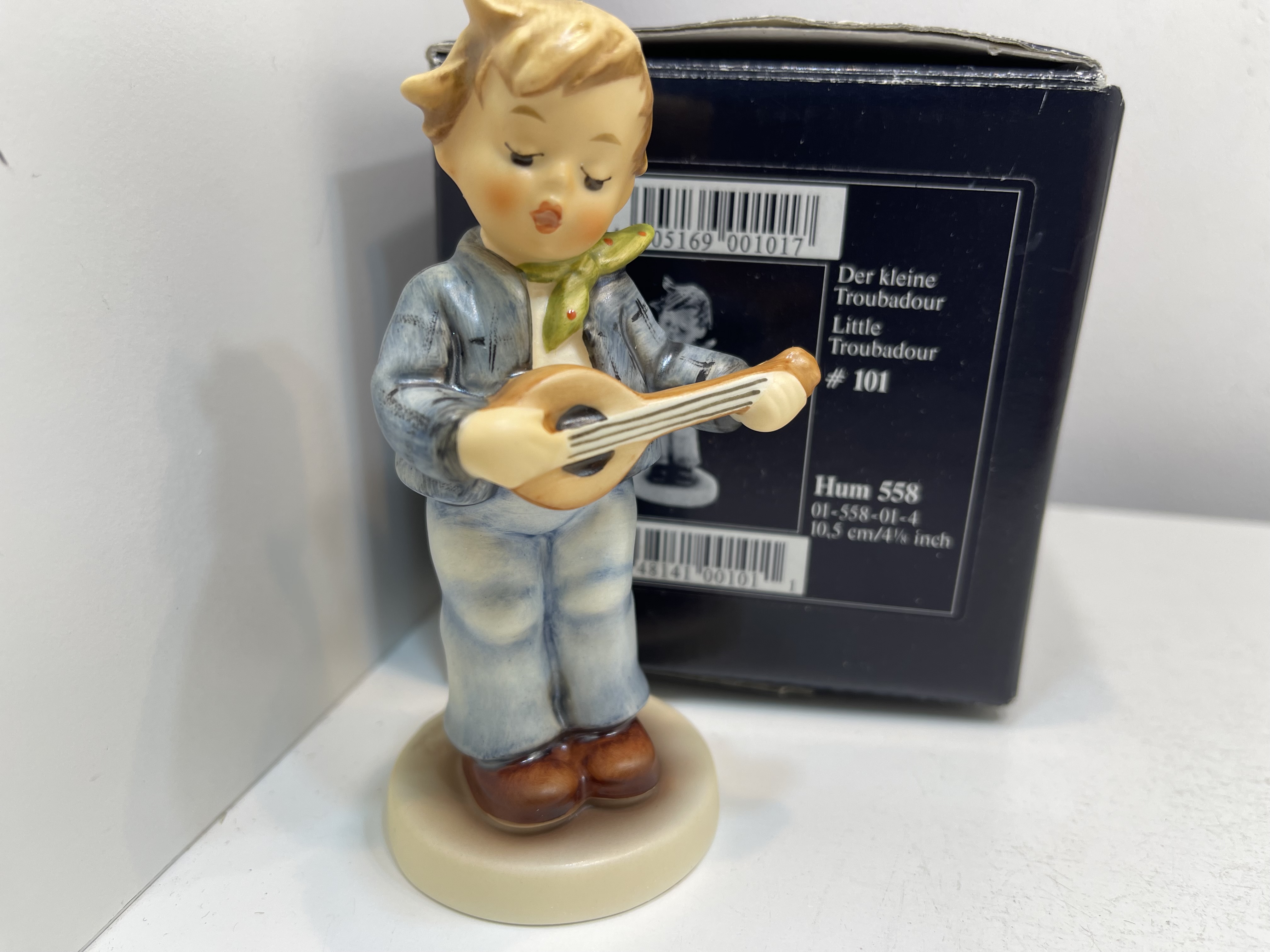 Hummel Figur 558 Der kleine Troubadour 10,5 cm. 1 Wahl ovp Top Zustand   Hummel Figur 558 Der kleine Troubadour 10,5 cm. 1 Wahl ovp Top Zustand
