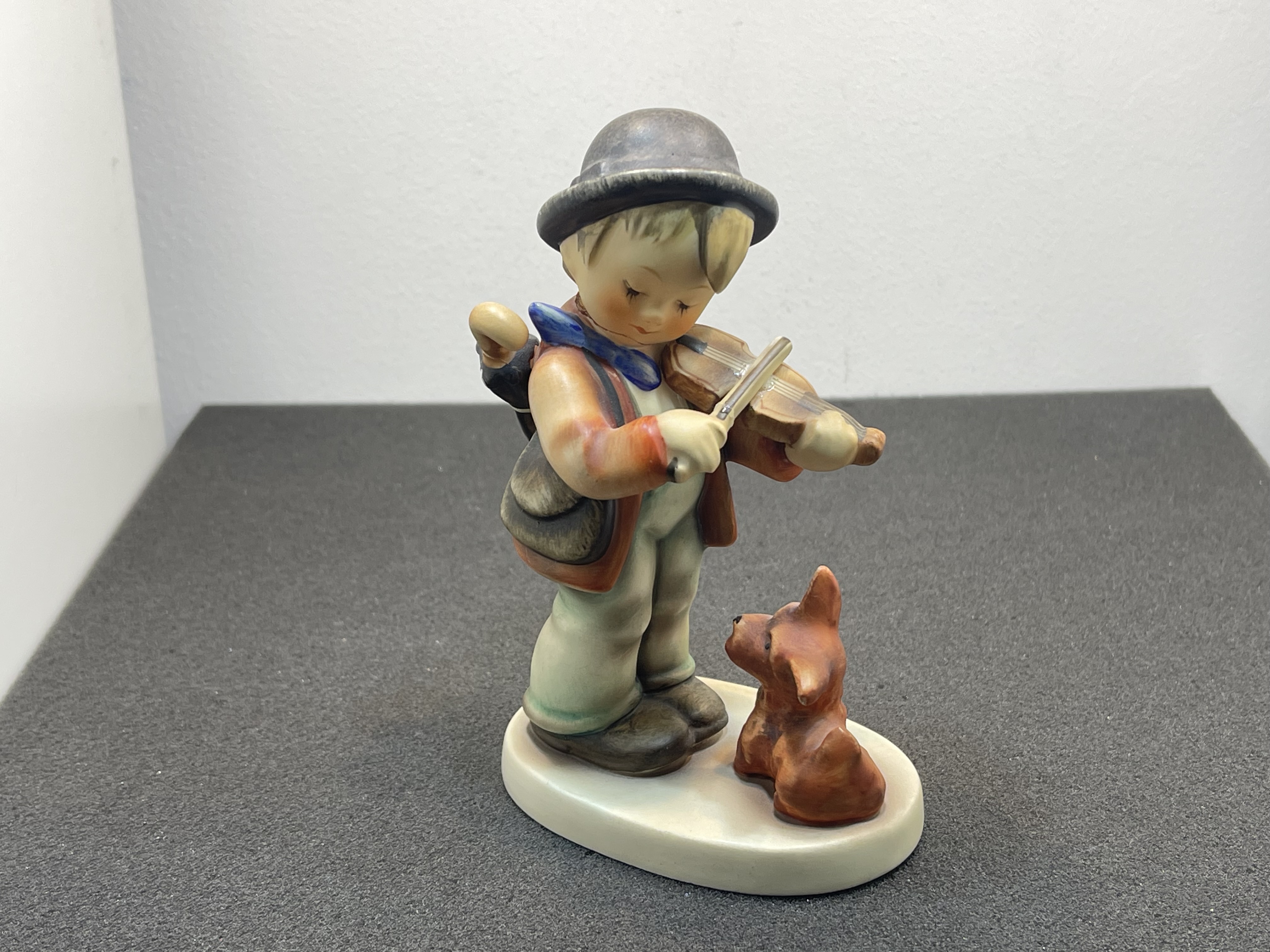  Hummel Figur 5 Wanderbub mit Hund 12 cm. 1 Wahl - Top Zustand. 