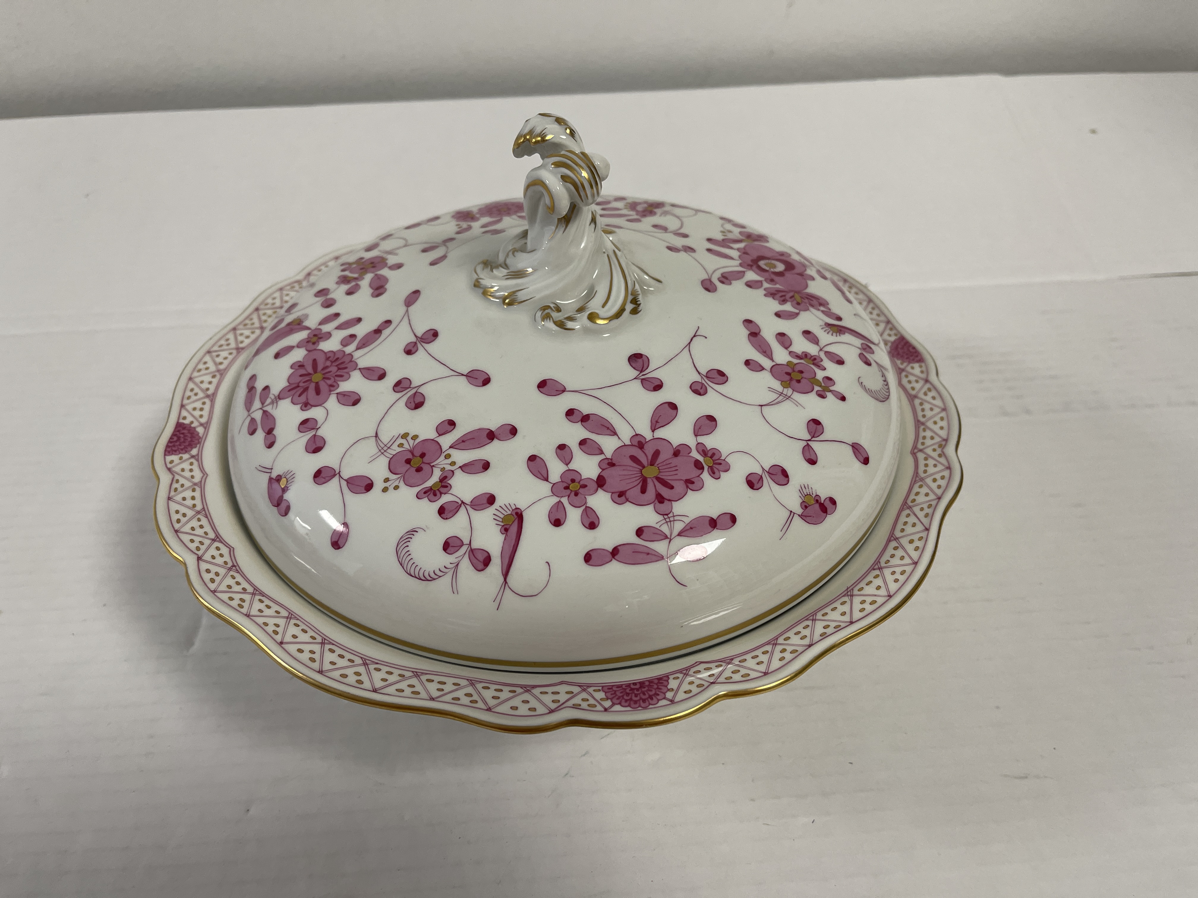  Meissen Porzellan  Suppenterrine 26 x 18 cm.  - Top Zustand   