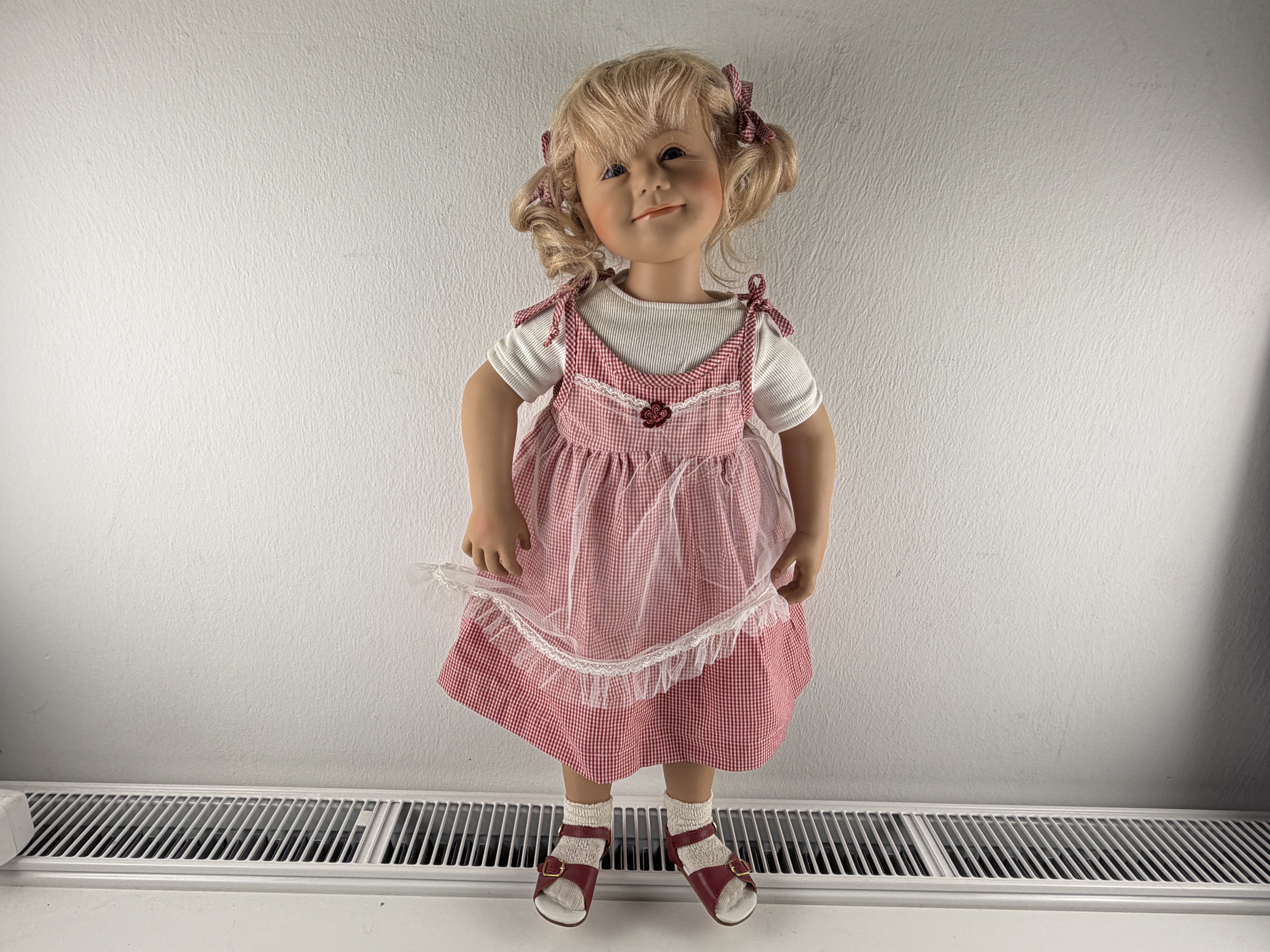 Sieglinde Frieske Künstlerpuppe Vinyl Puppe 62 cm. Top Zustand. 