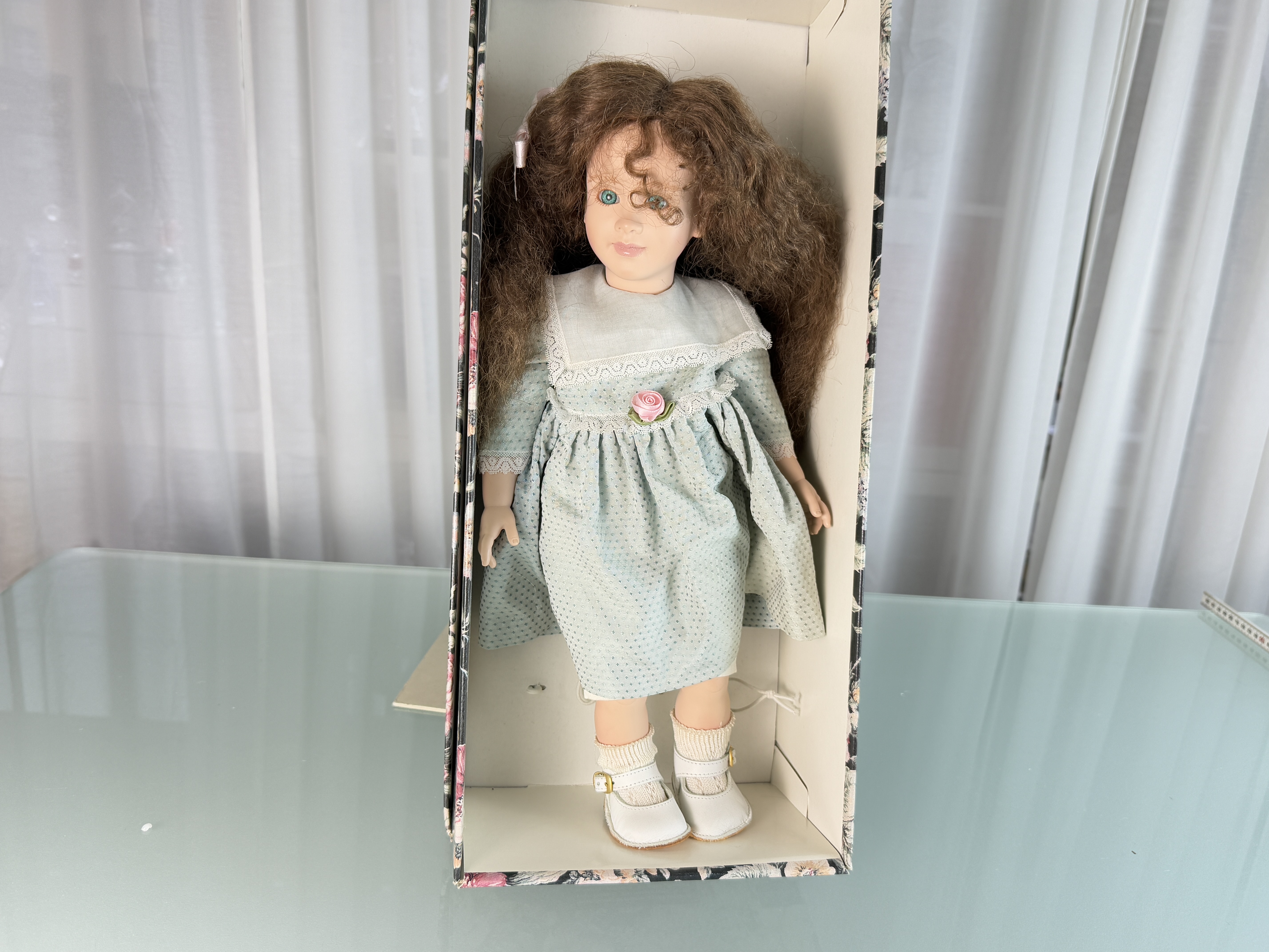 Künstlerpuppe Ruth Treffeisen Vinyl Puppe 40 cm. Top Zustand  