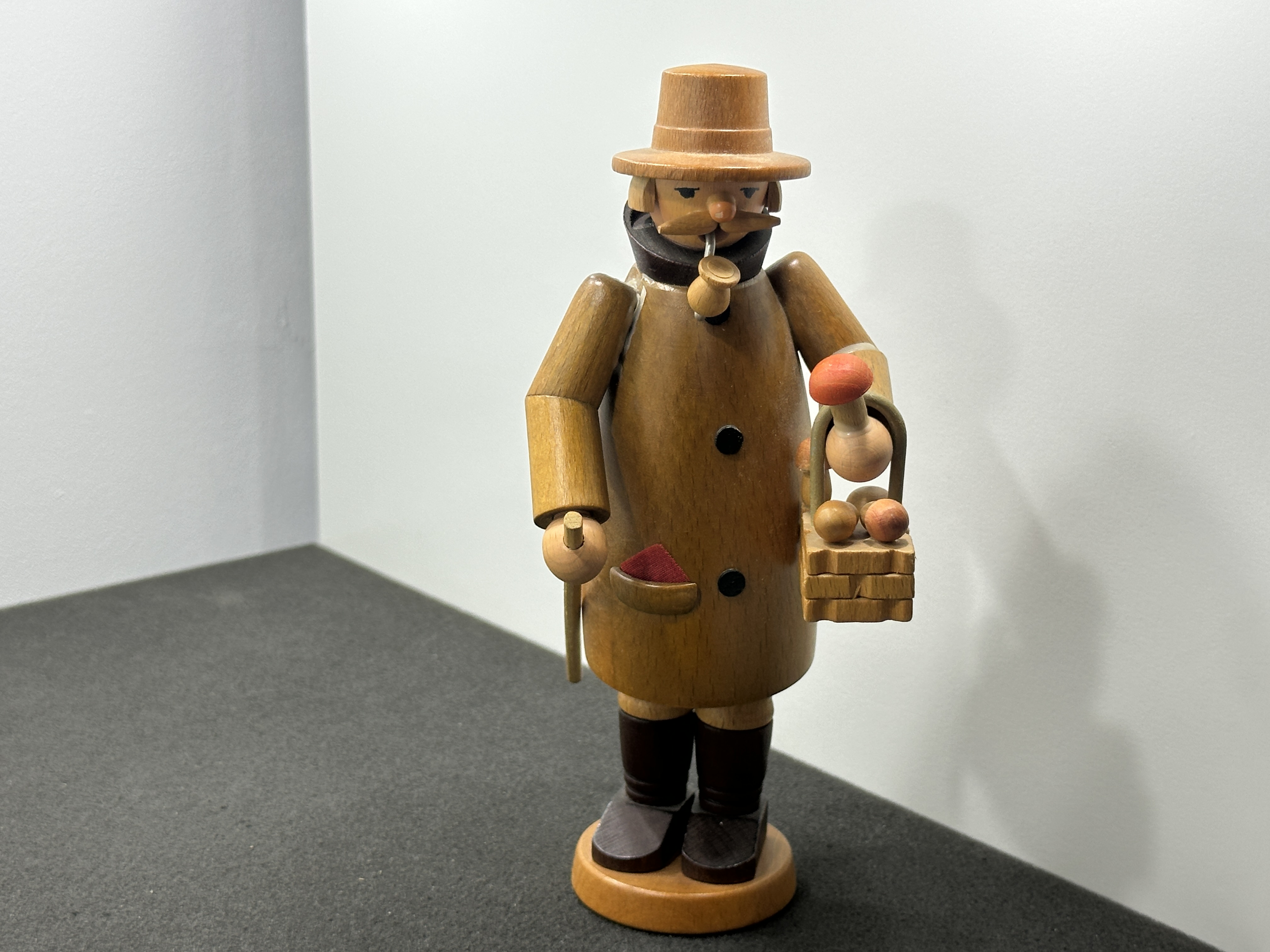Erzgebirge Figur Räuchermänchen 19 cm. Top Zustand