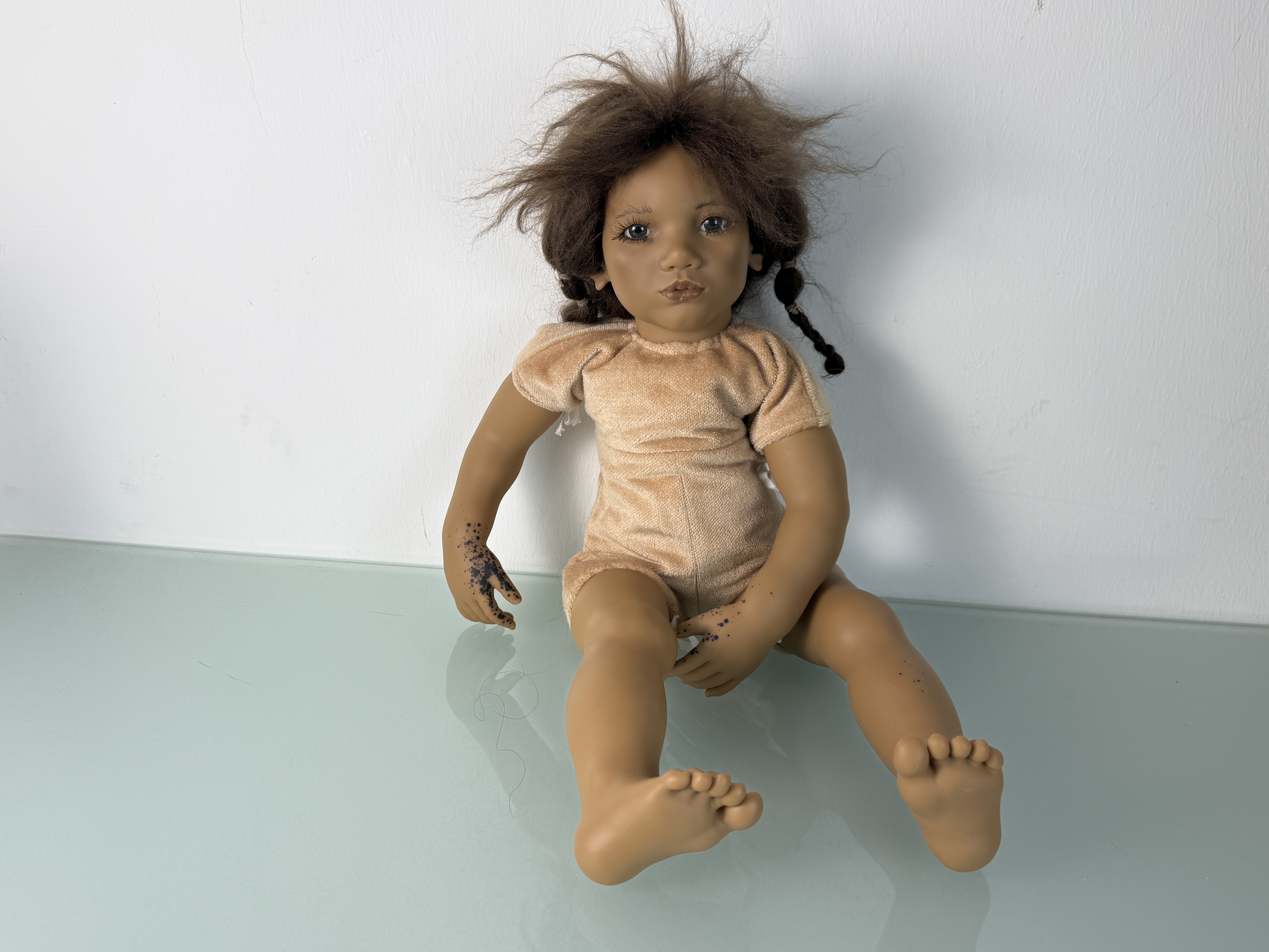 Annette Himstedt Puppe Takumi 65 cm mit Flecken 