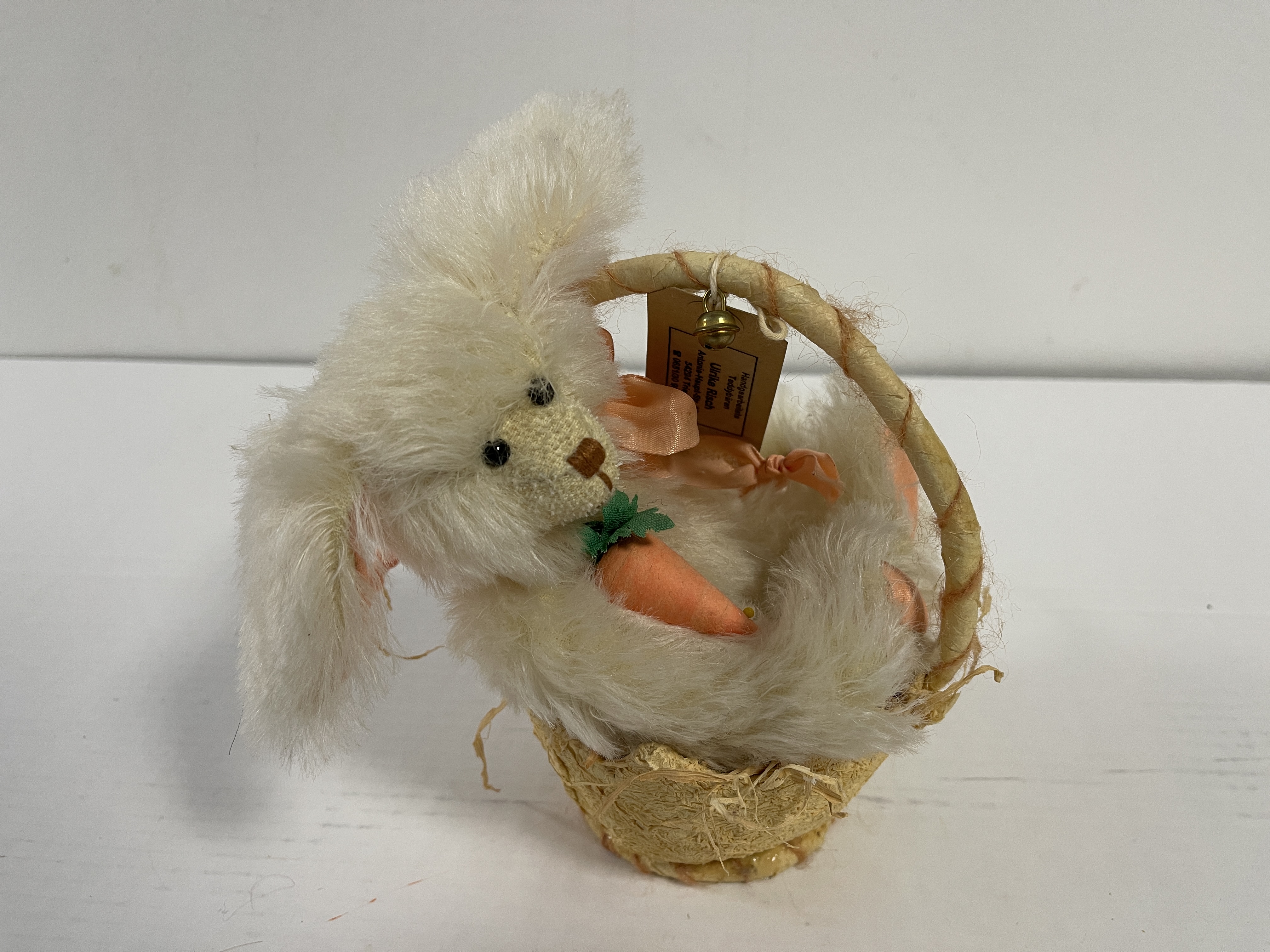 Künstler Stofftier Hase 22 cm. - Top Zustand.    