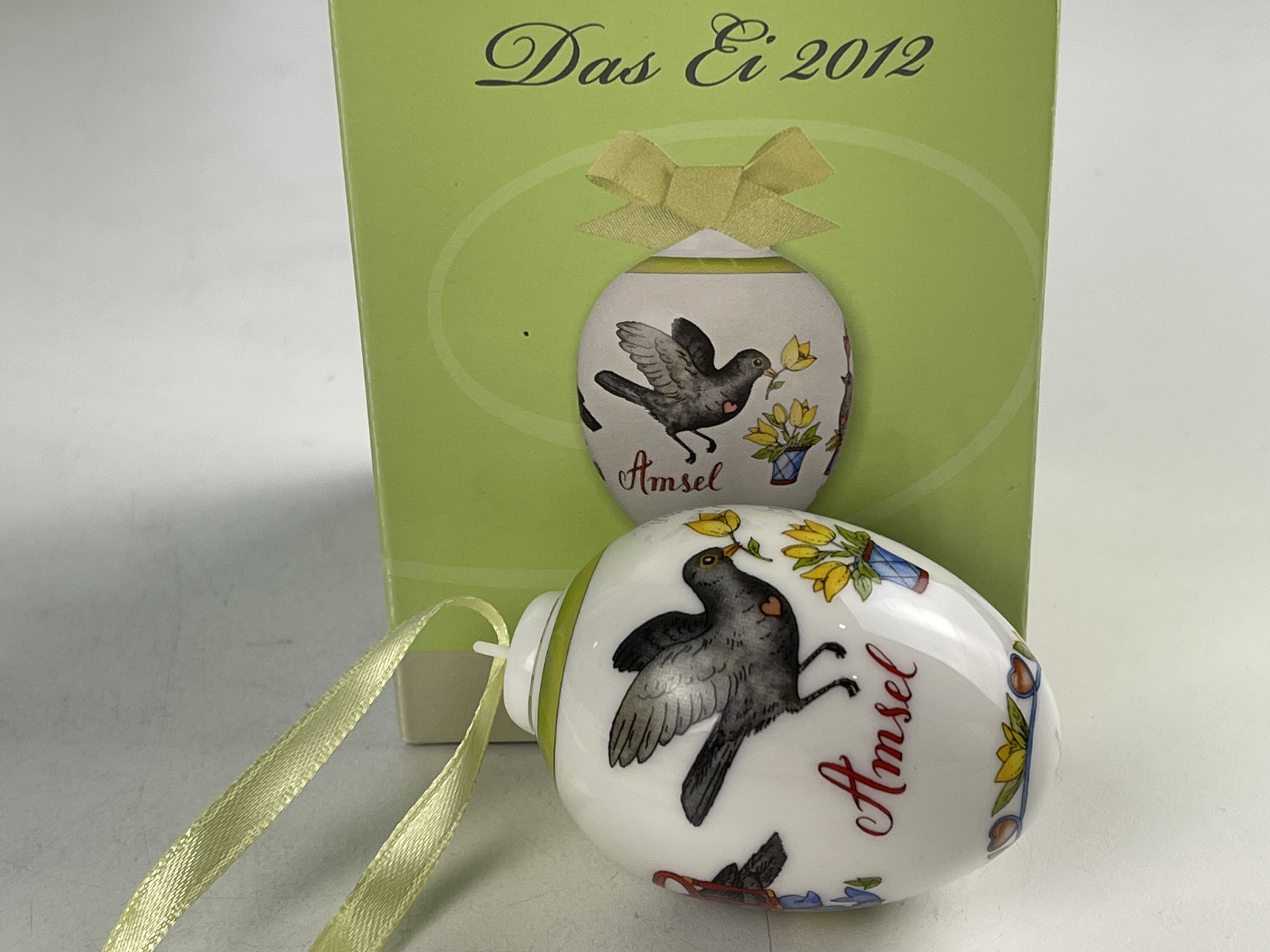  Hutschenreuther 2012 Das Ei mit Ovp. Top Zustand.     