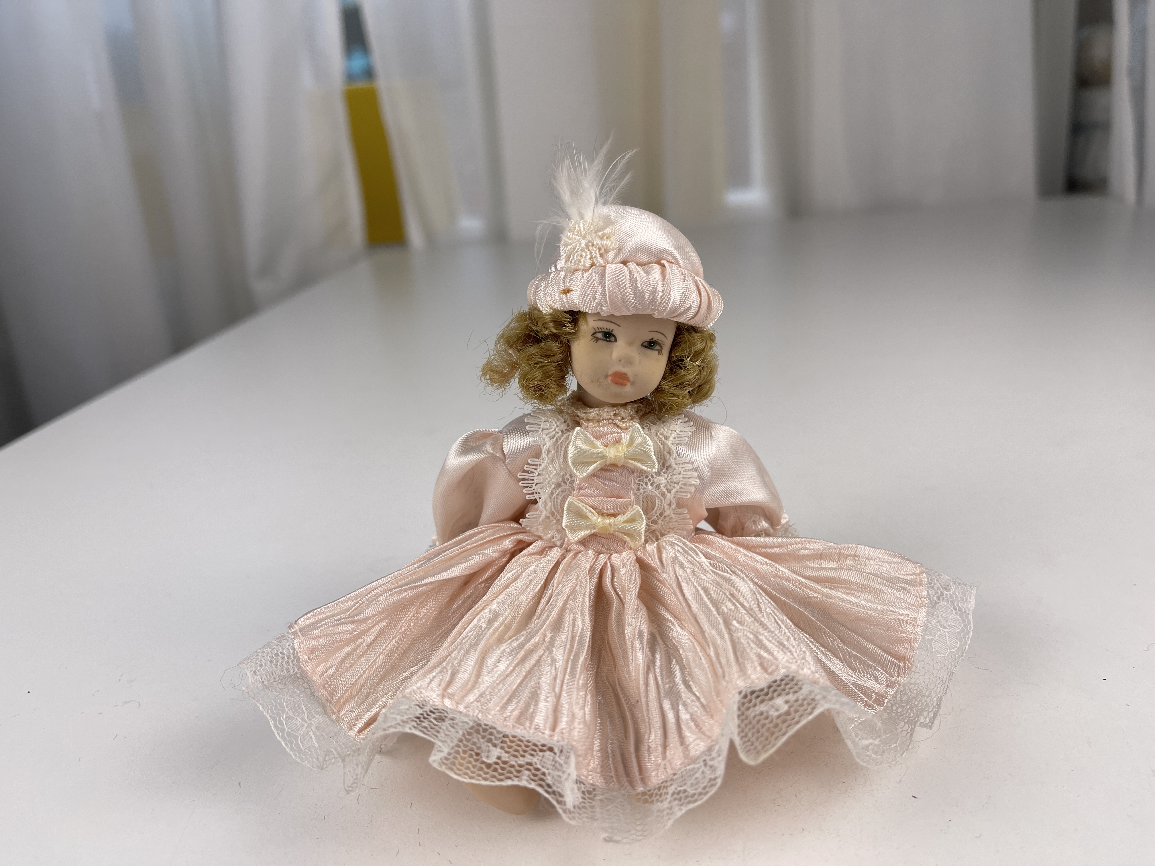 Sammler Porzellan Puppe 16 cm. Top Zustand   