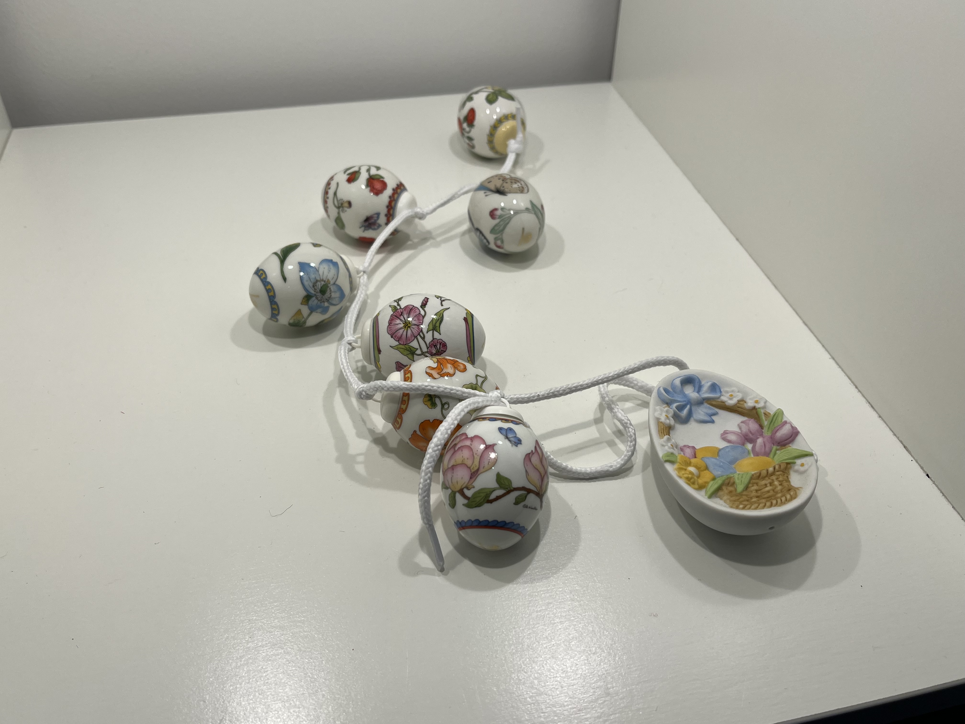  Hutschenreuther Kette. Top Zustand. 