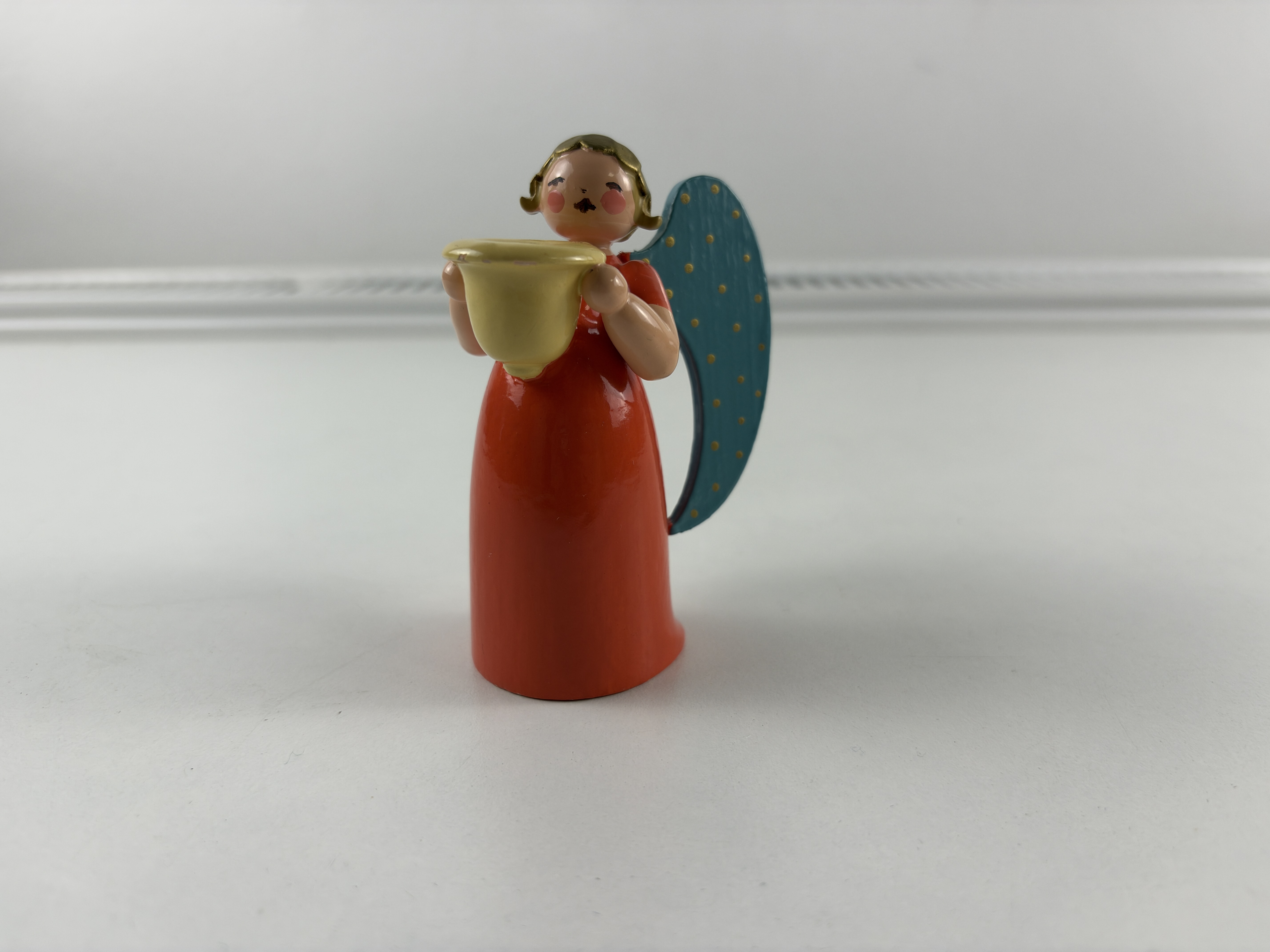 Erzgebirge Holz Figur Engel Kerzenständer 8,7 cm. Top Zustand  