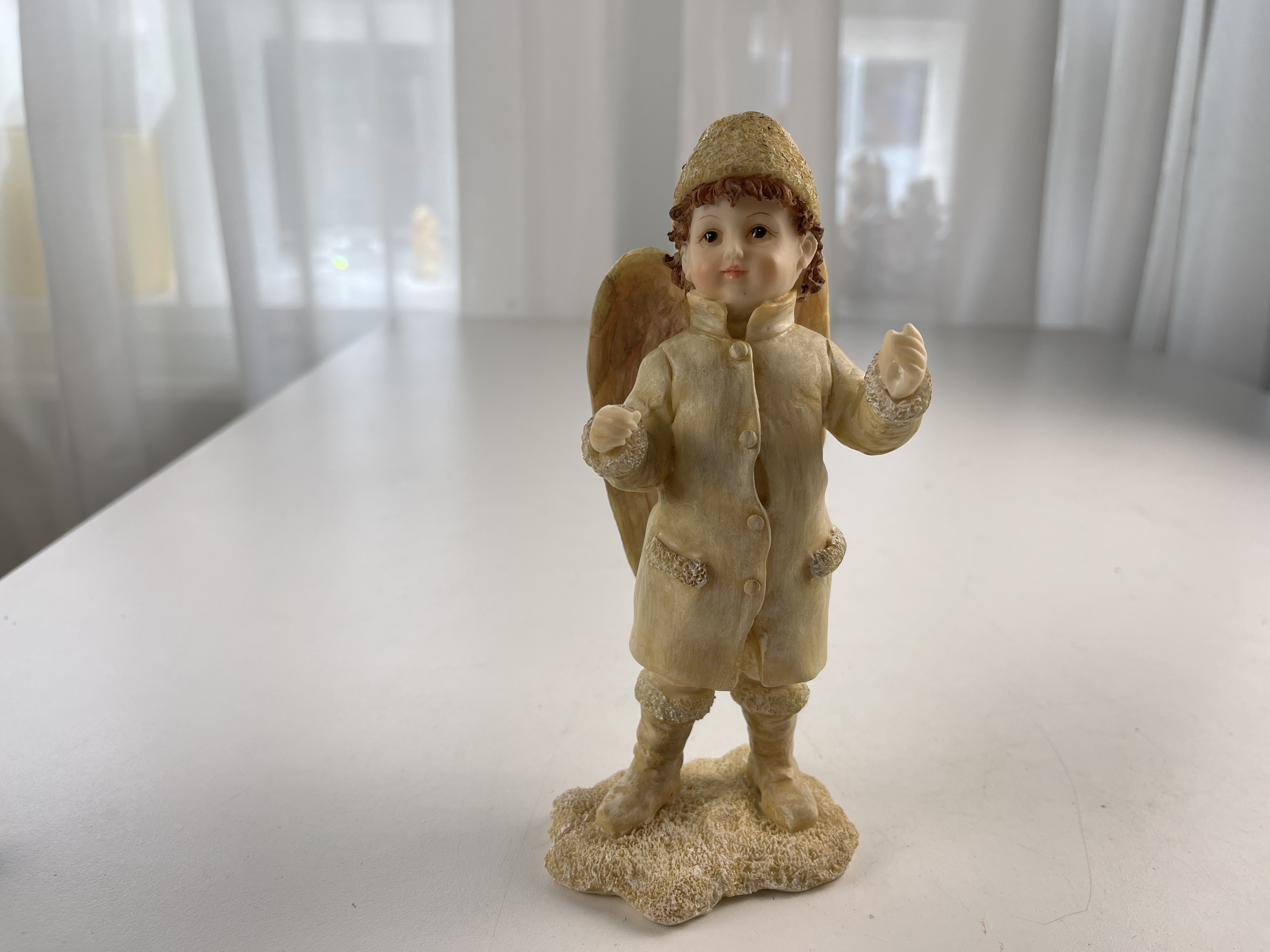 Kunststoff Sammler Figur Engel Junge 18 cm - Zustand siehe Fotos   