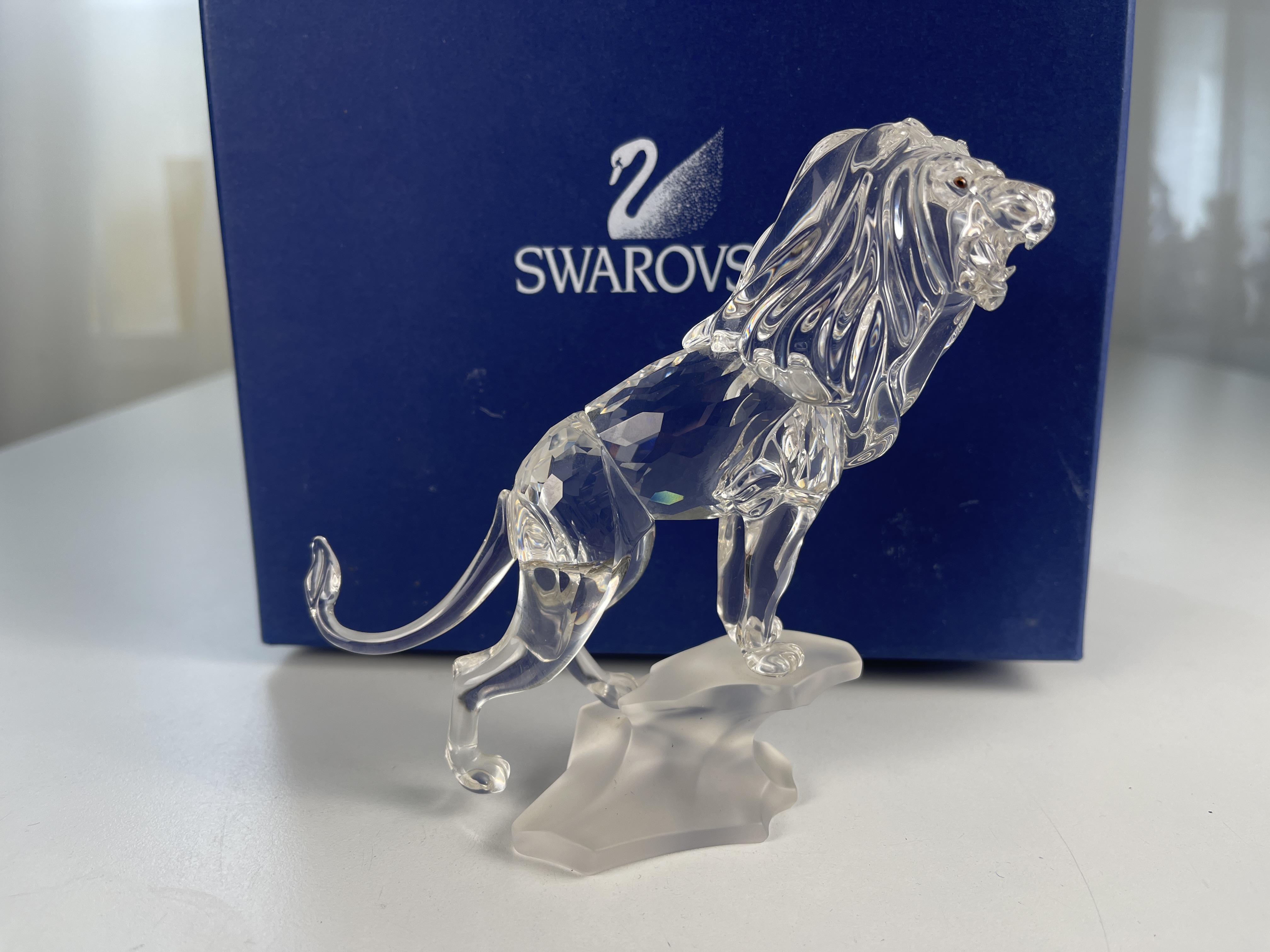 Swarovski Figur 269377 Löwe Mufasa 12 cm. Kiste  - Top Zustand. 