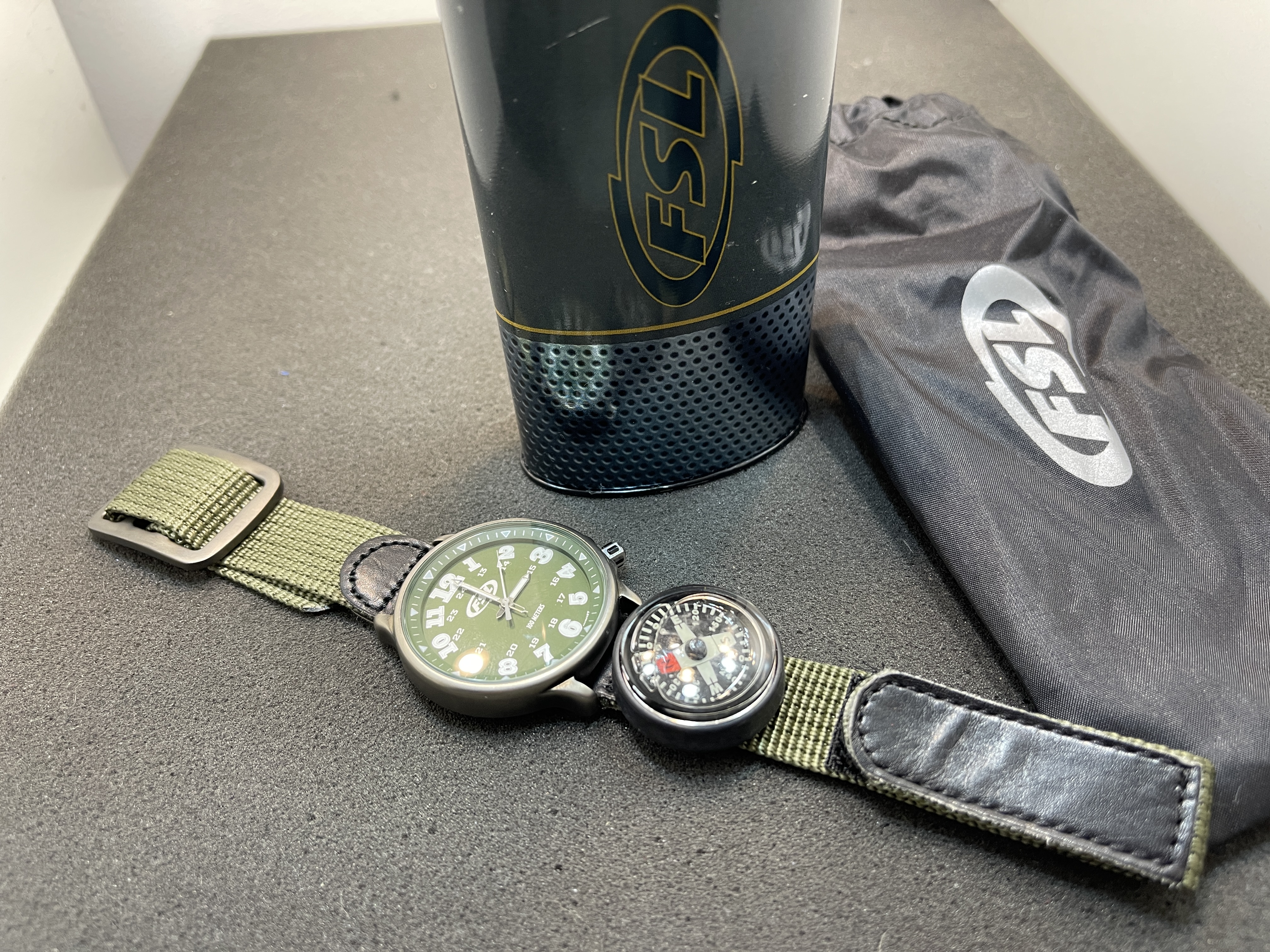 FSL Herren Armbanduhr Quartz  - Top Zustand 