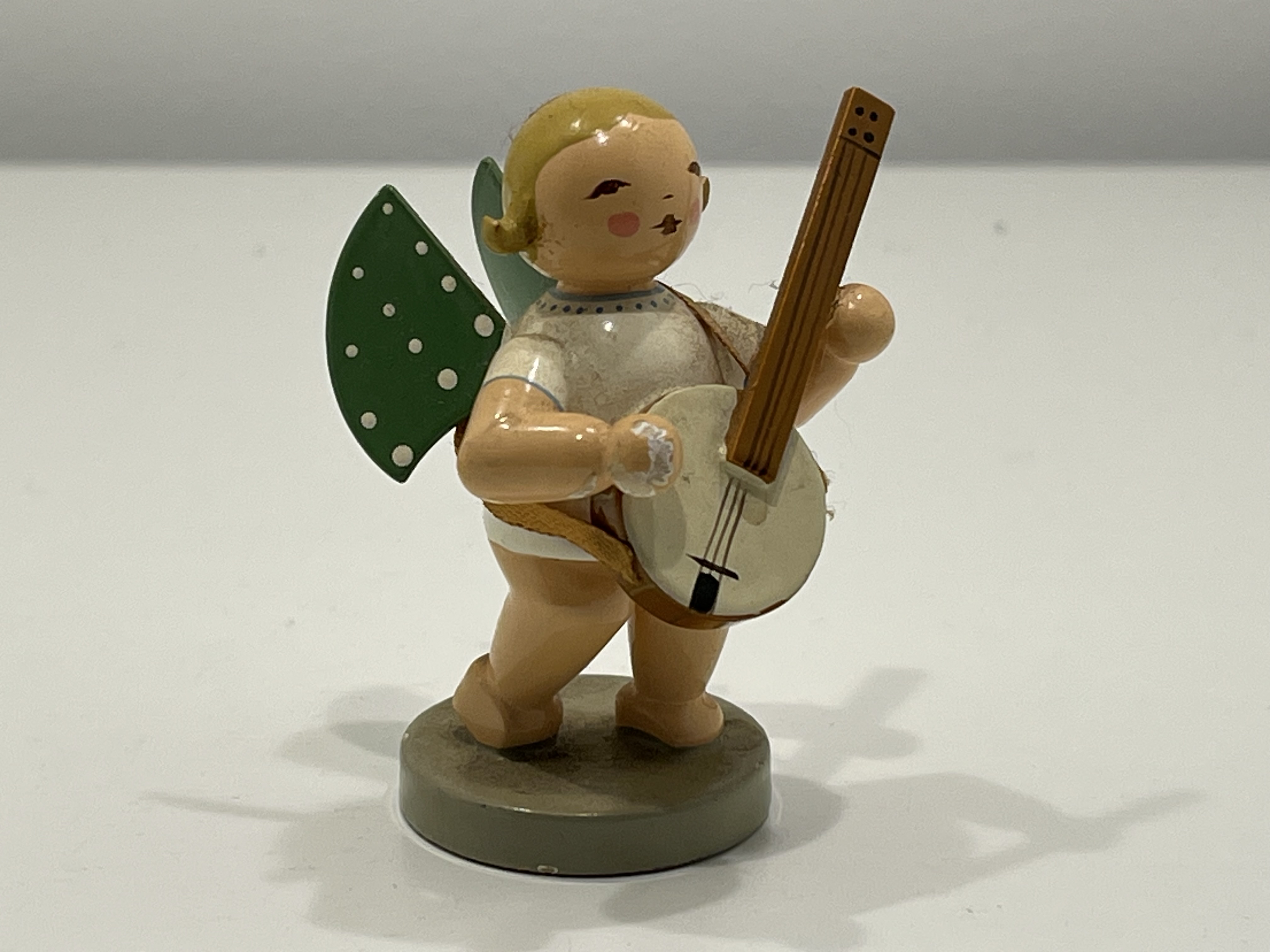 Erzgebirge Wendt und Kühn Figur Engel 6 cm. Zustand siehe Fotos