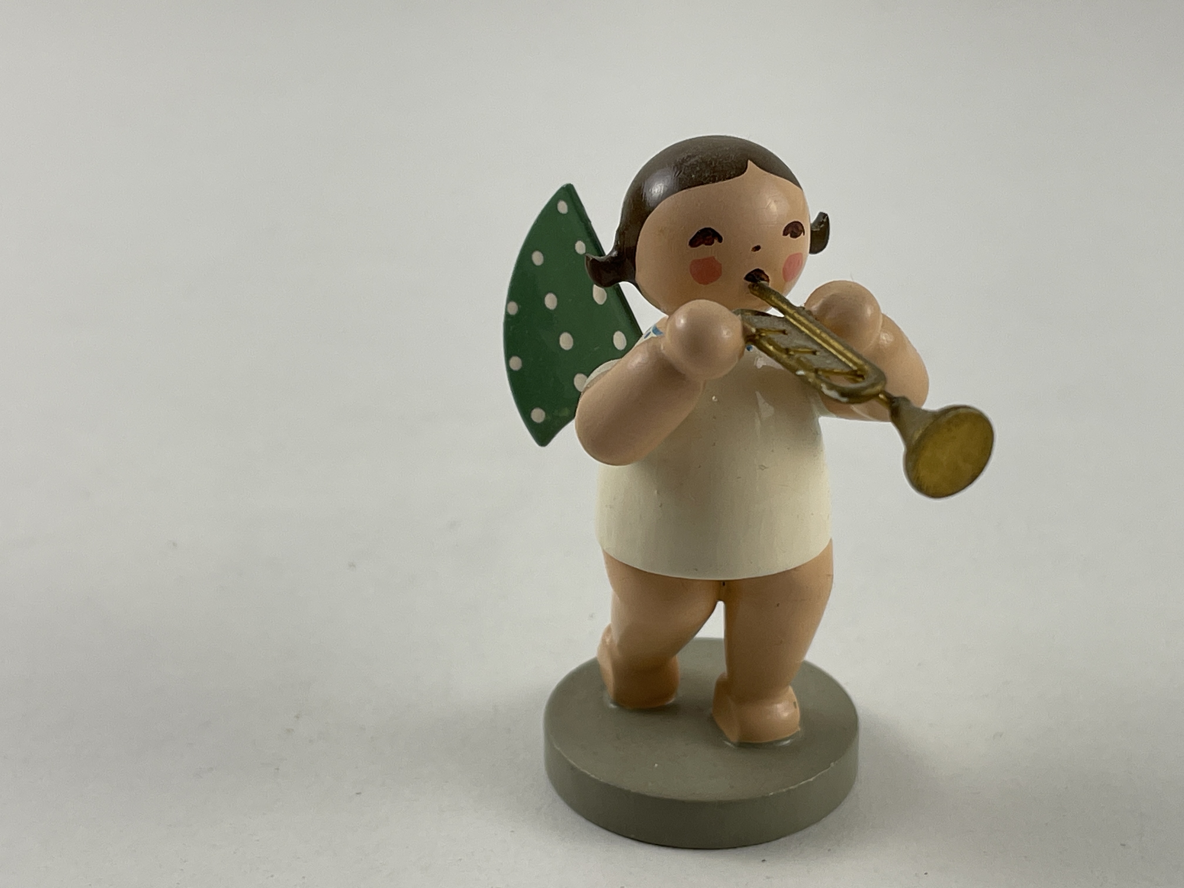 Erzgebirge Wendt und Kühn Figur Engel 6 cm. Zustand siehe Fotos  