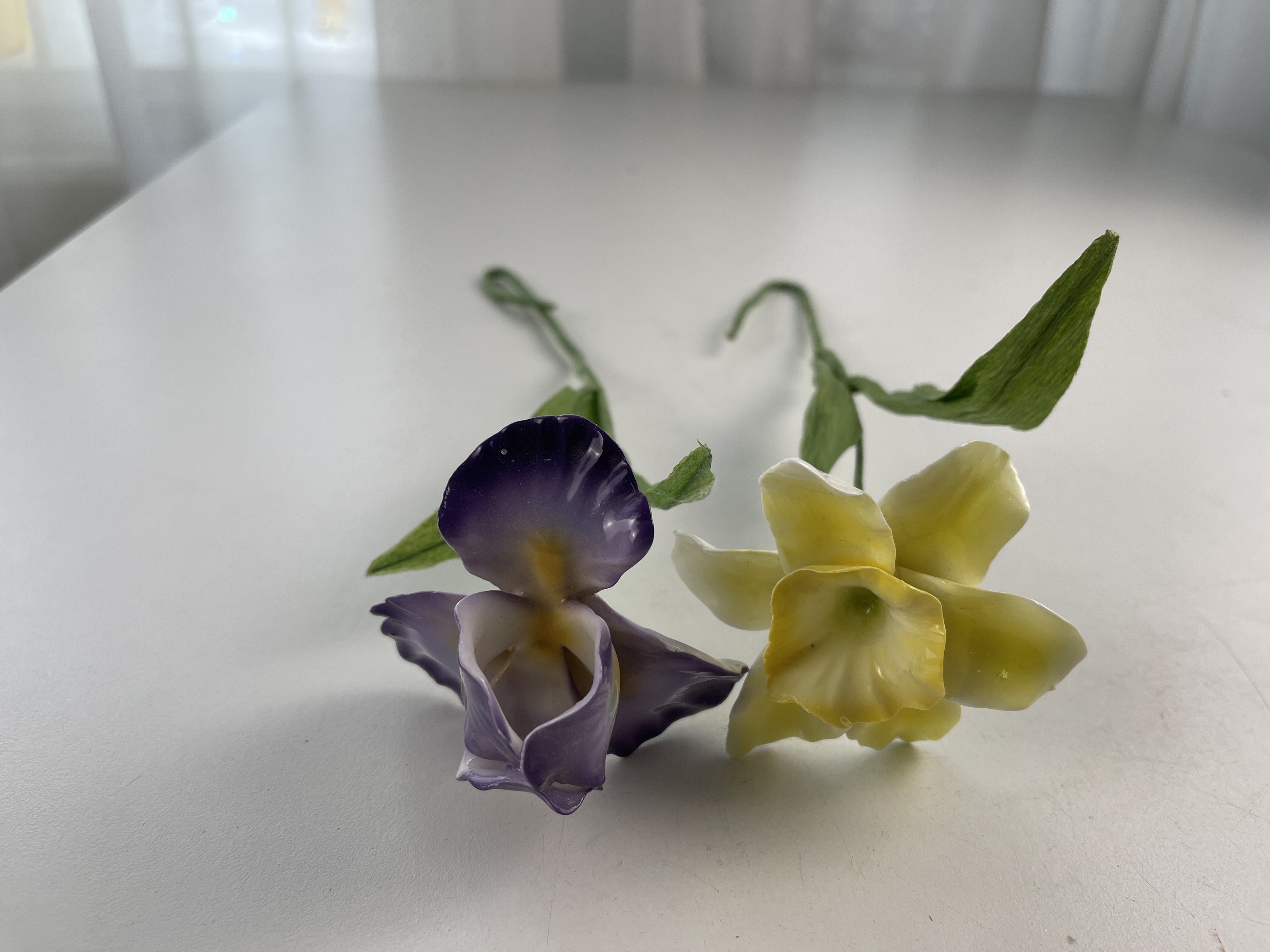 Sammler Figur Porzellan Blumen 2 Stück verschiedene Größen - Guter Zustand
