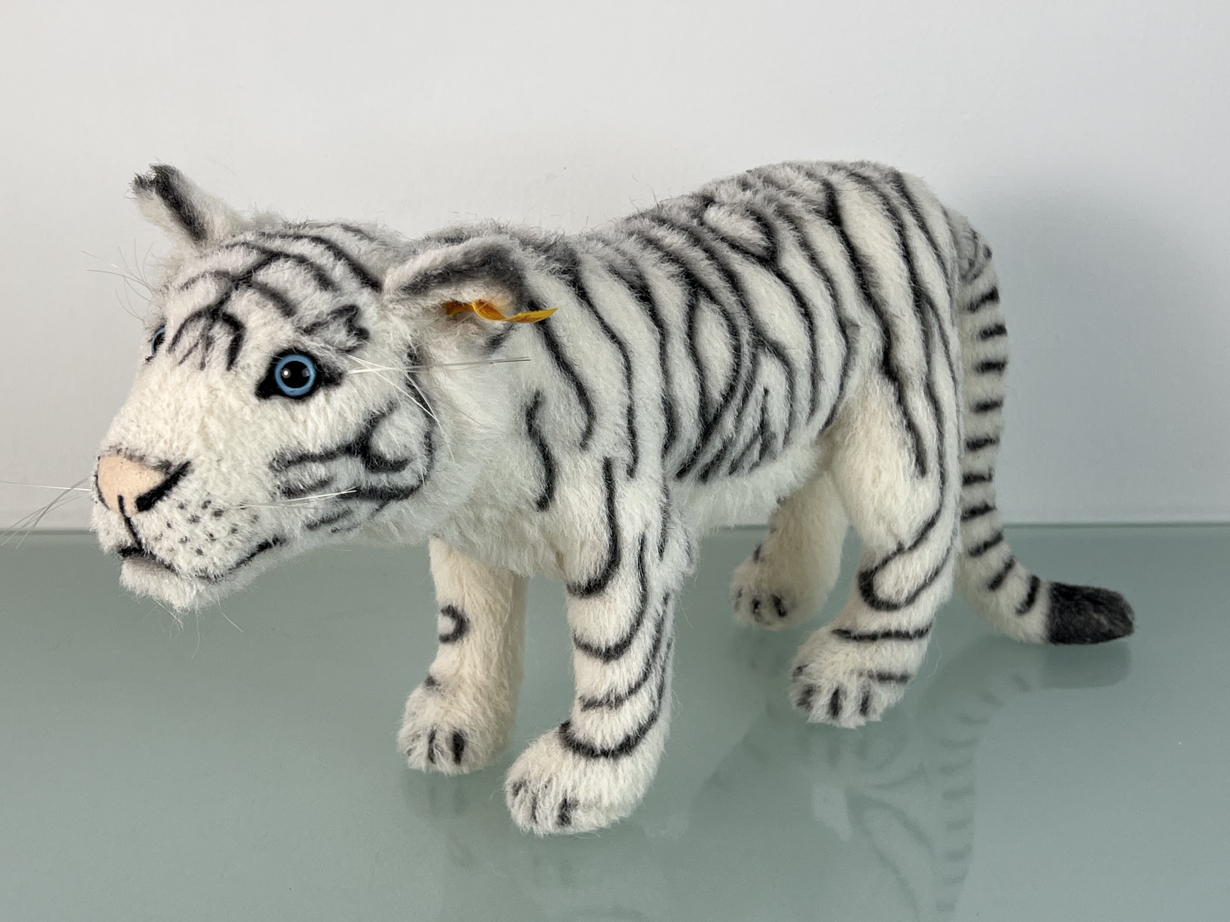 Steiff Tier 066320 Schadah Schneetiger 35 cm Lang / 22 cm Hoch. Top Zustand  
