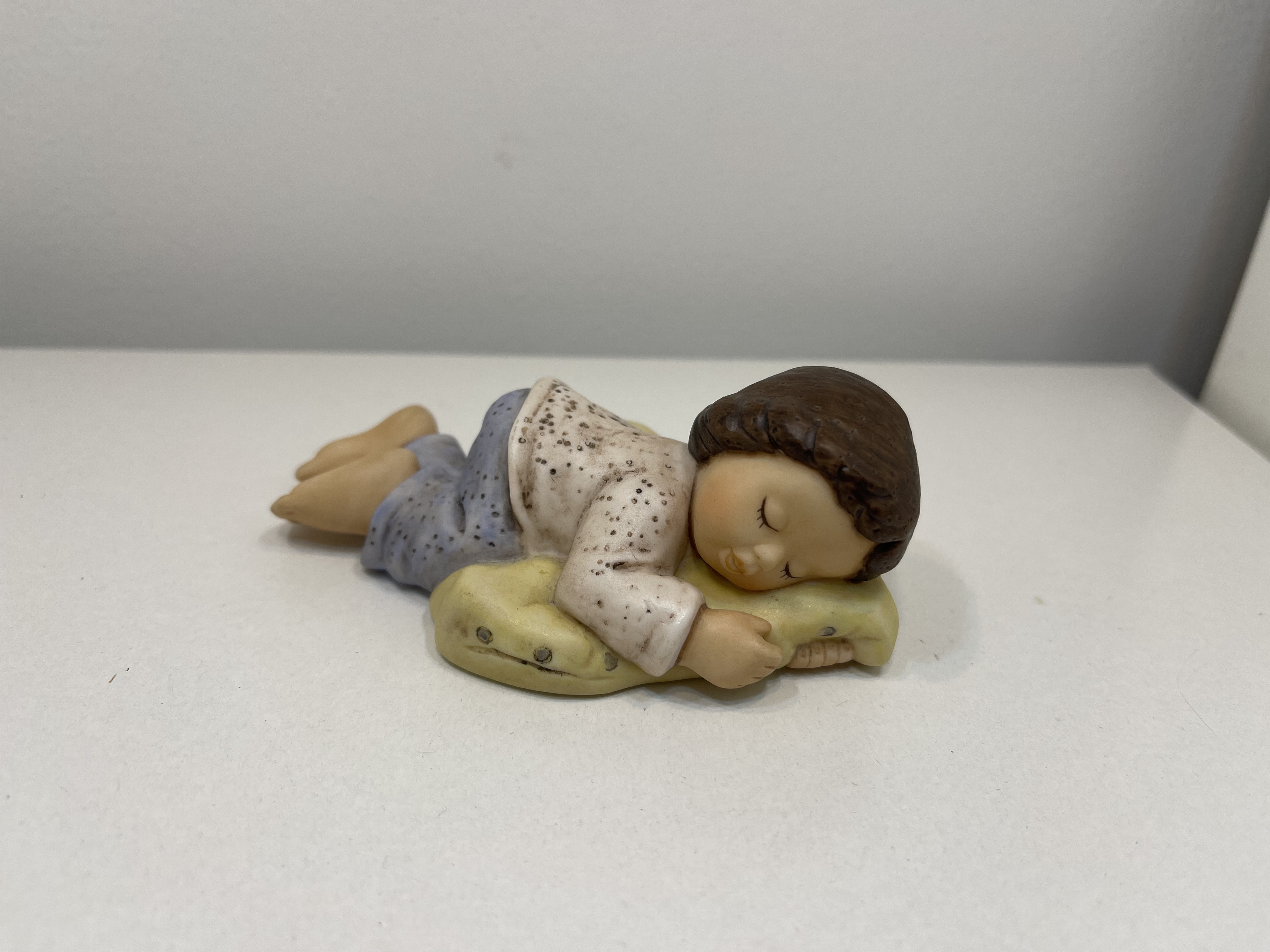 Goebel Figur Nina Marco 10 cm - 1 Wahl. Top Zustand 