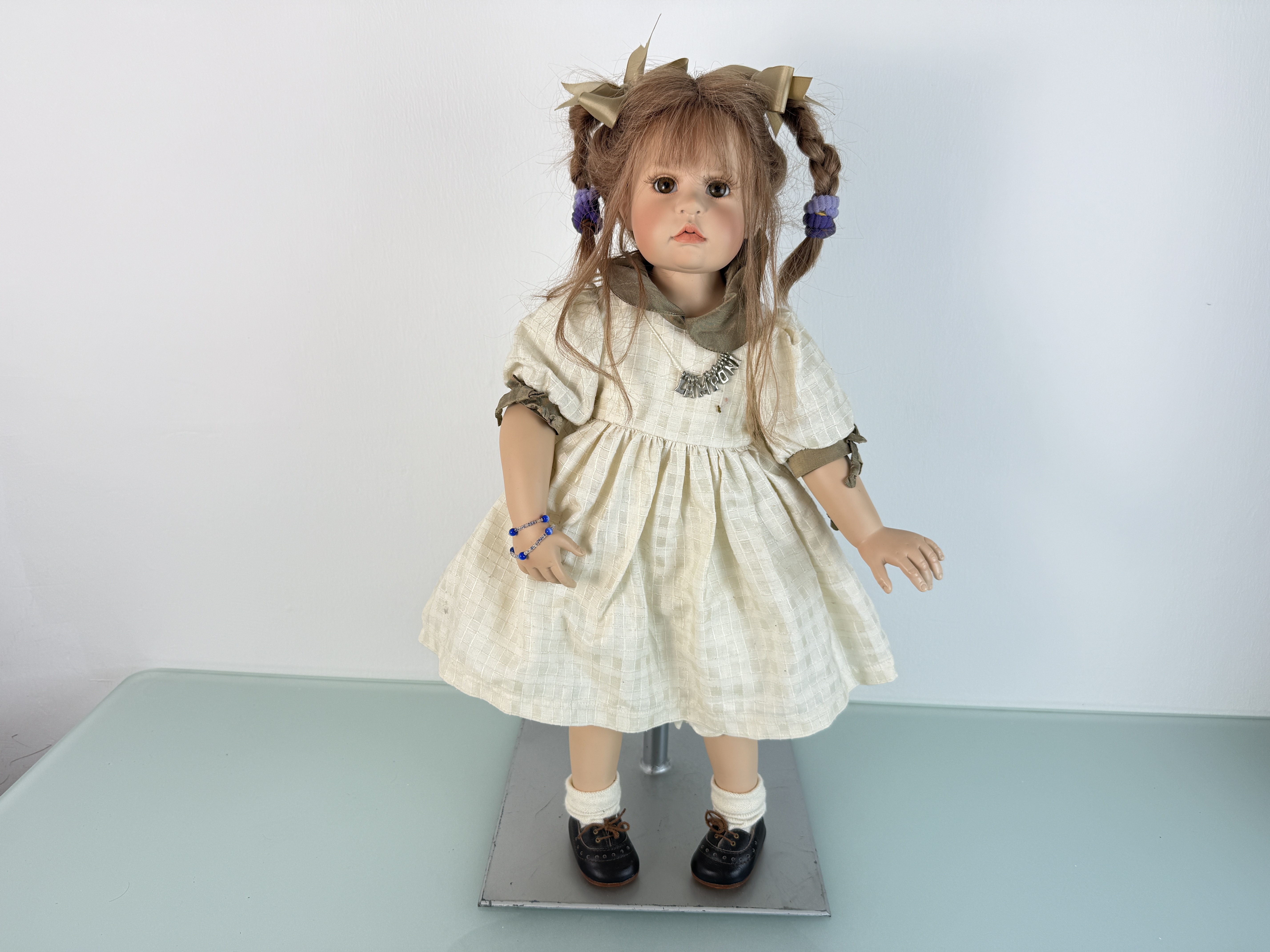 Künstlerpuppe Götz Hildegard Günzel Vinyl Puppe 55 cm. Top Zustand   