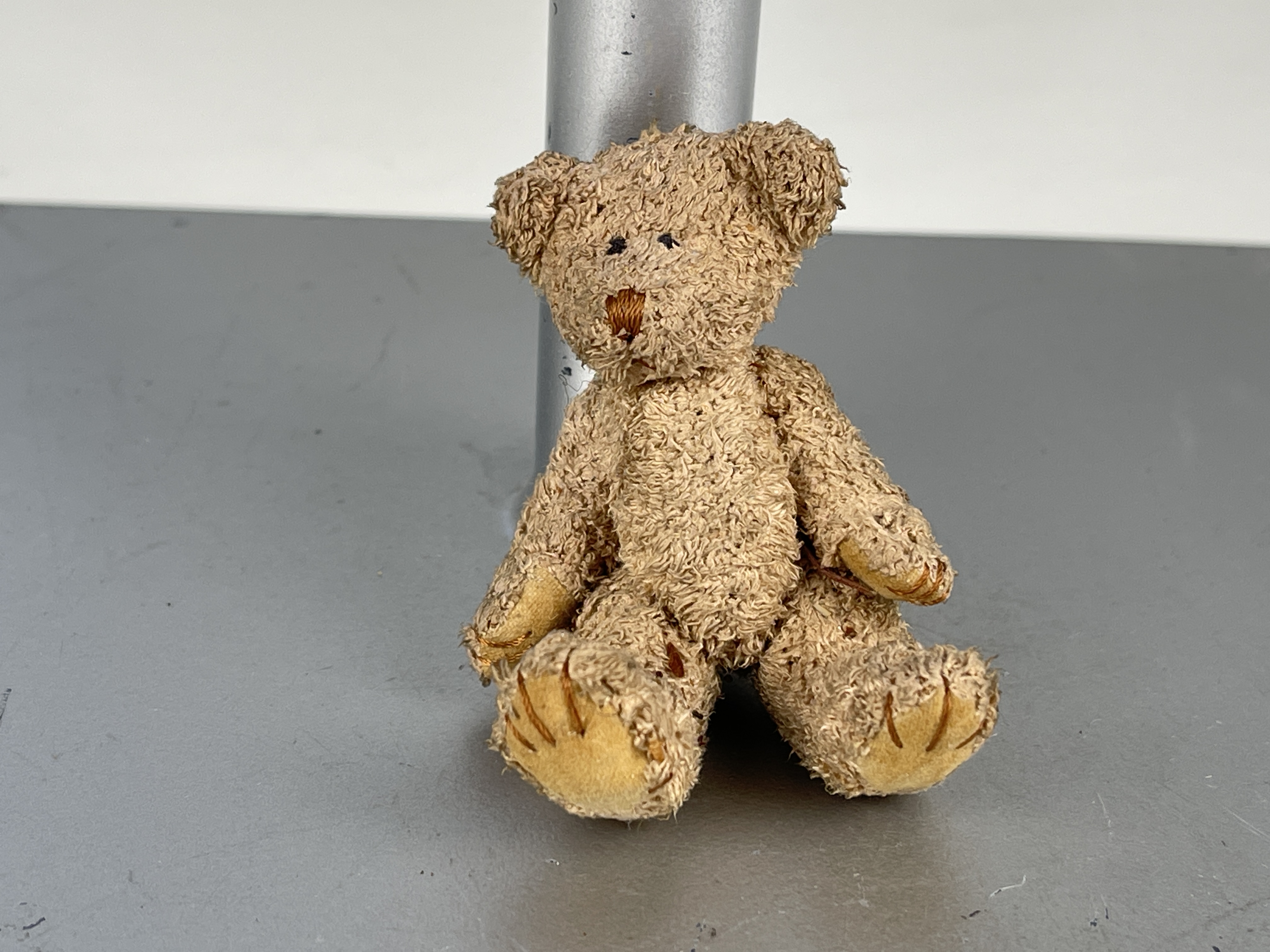 Sammler Stofftier Teddy Bär 8 cm. Zustand siehe Fotos