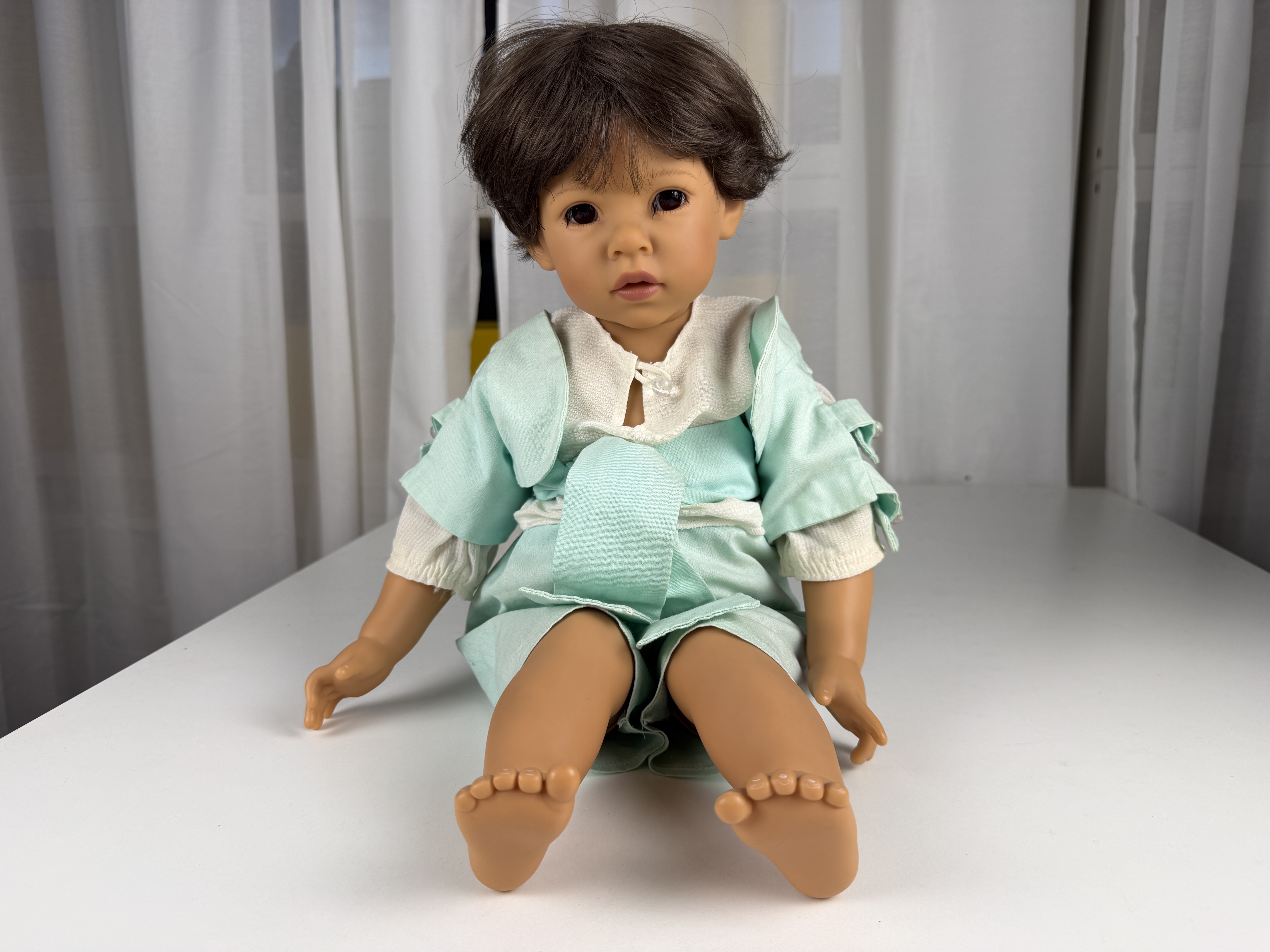 Künstlerpuppe Elisabeth Lindner Götz Vinyl Puppe 54 cm. Top Zustand    