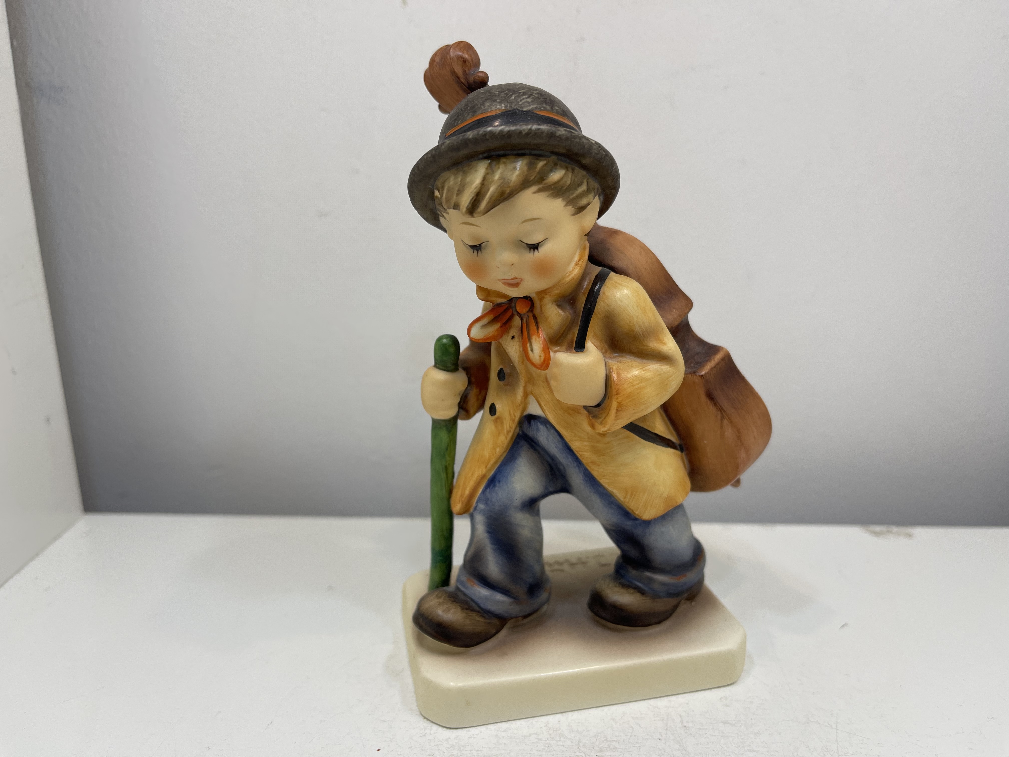 Hummel Figur 89/I Heimkehr Bassgeiger 14 cm. 1 Wahl - Top Zustand  