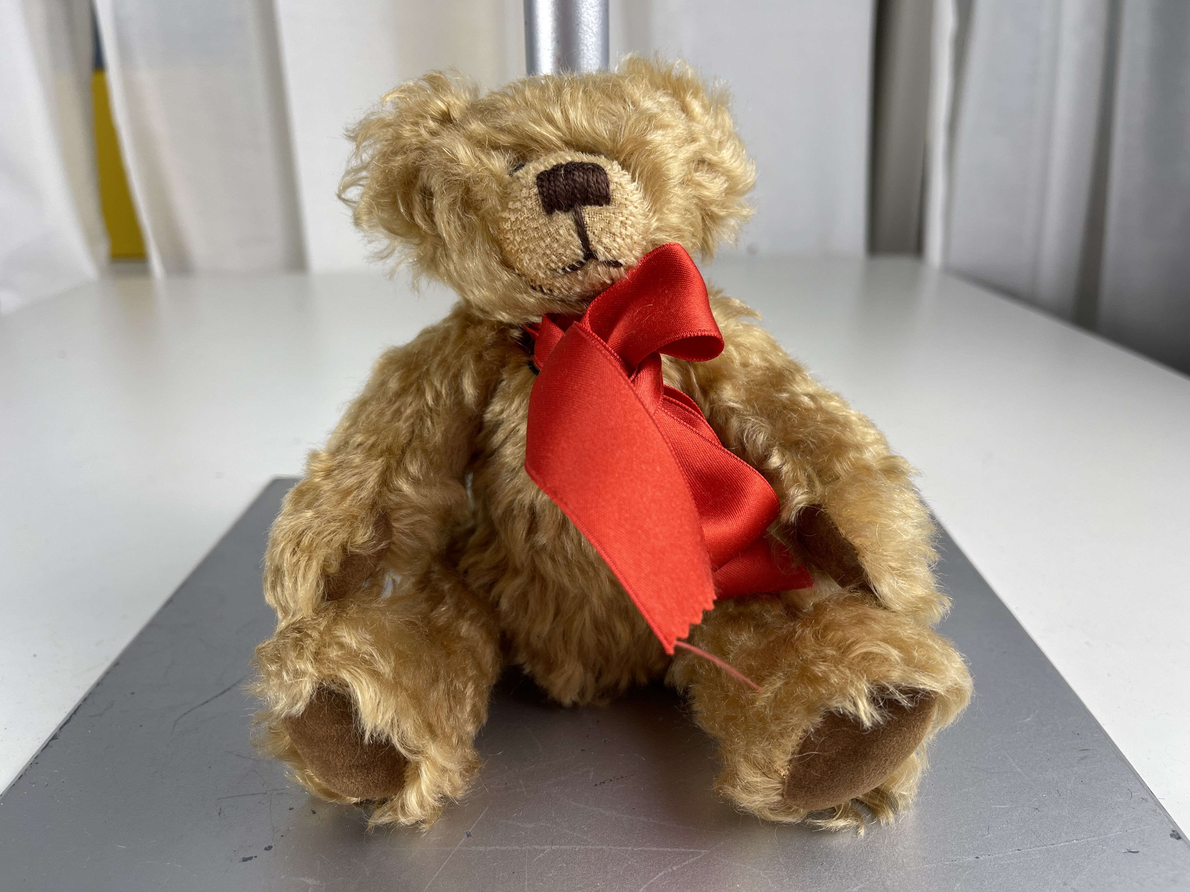 Emmy Bär Künstlerbär Teddy Bär 20 cm. Top Zustand. 