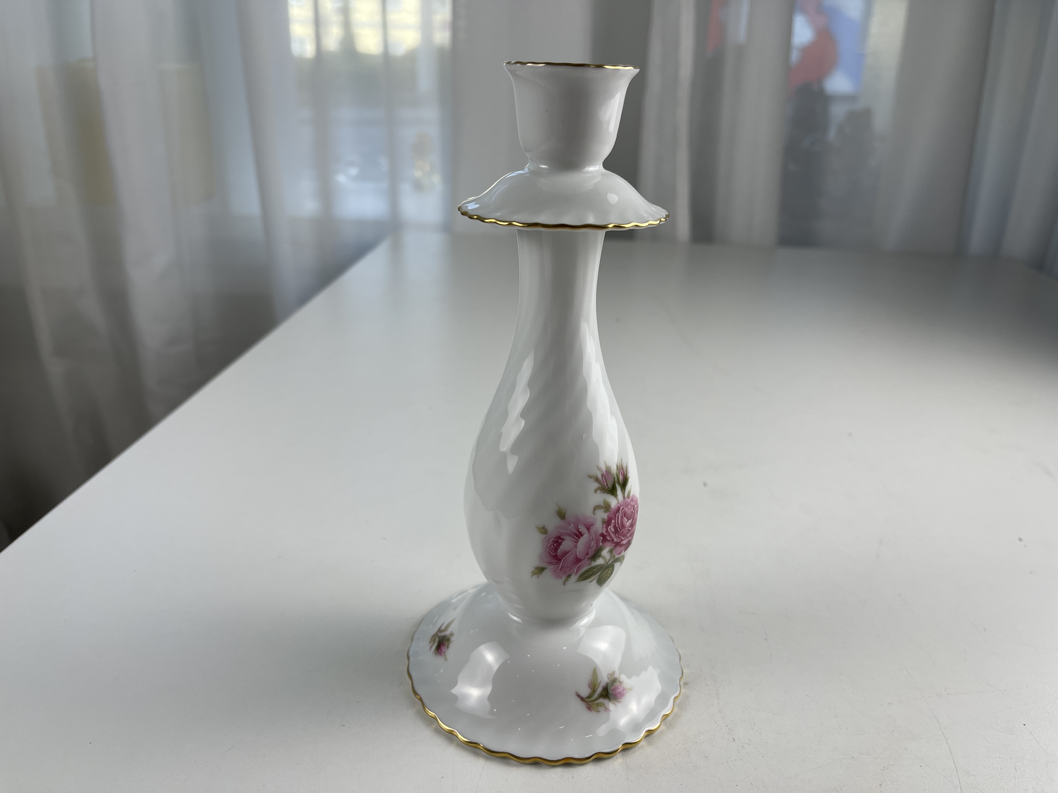 AK Kaiser Porzellan Kerzenständer 21 cm - Zustand siehe Fotos   