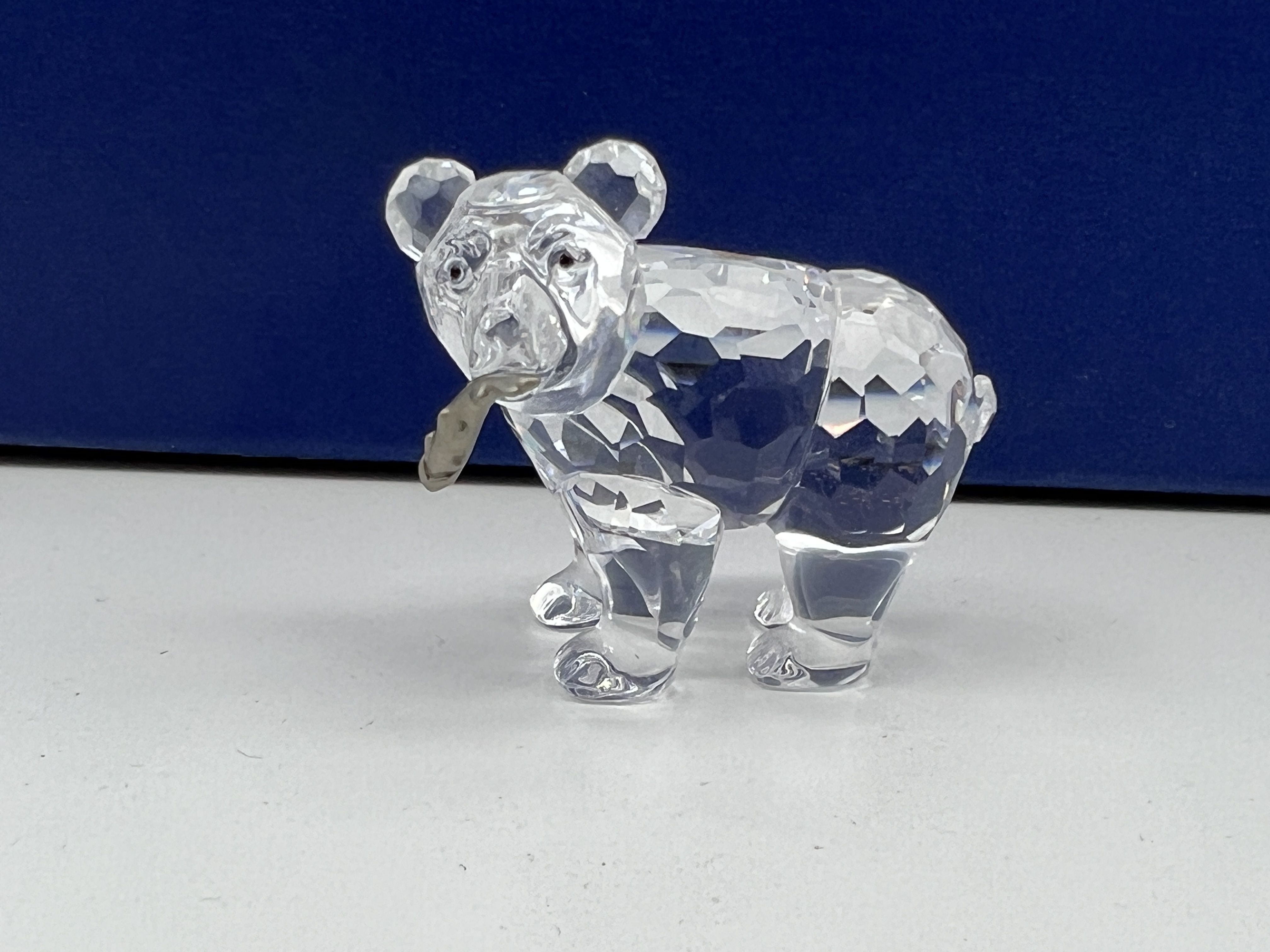 Swarovski Figur Kristall 261925 Grizzlybär mit Fisch 5,5 cm. - Top Zustand  