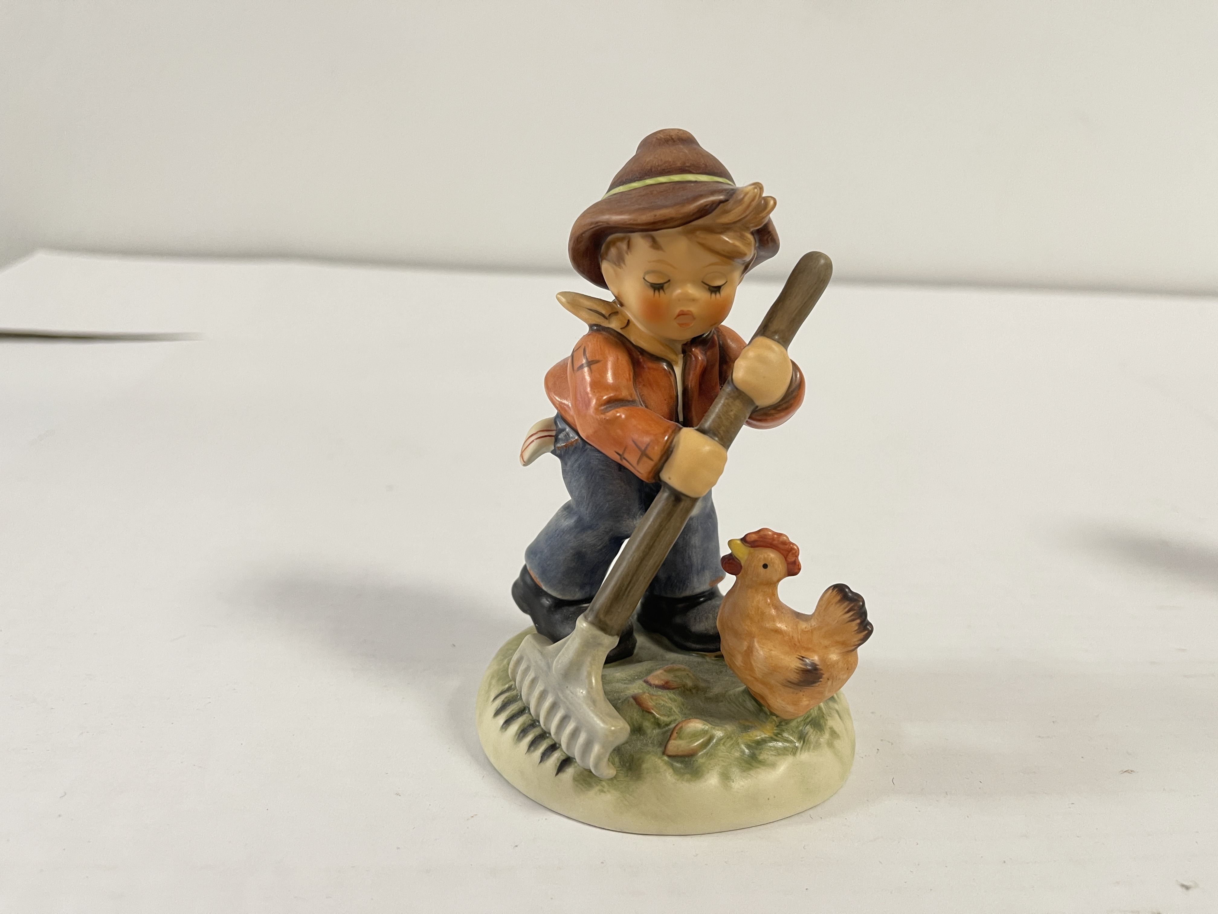Hummel Figur 2085 Ich helf dem Opa 12 cm. 1 Wahl - Top Zustand  