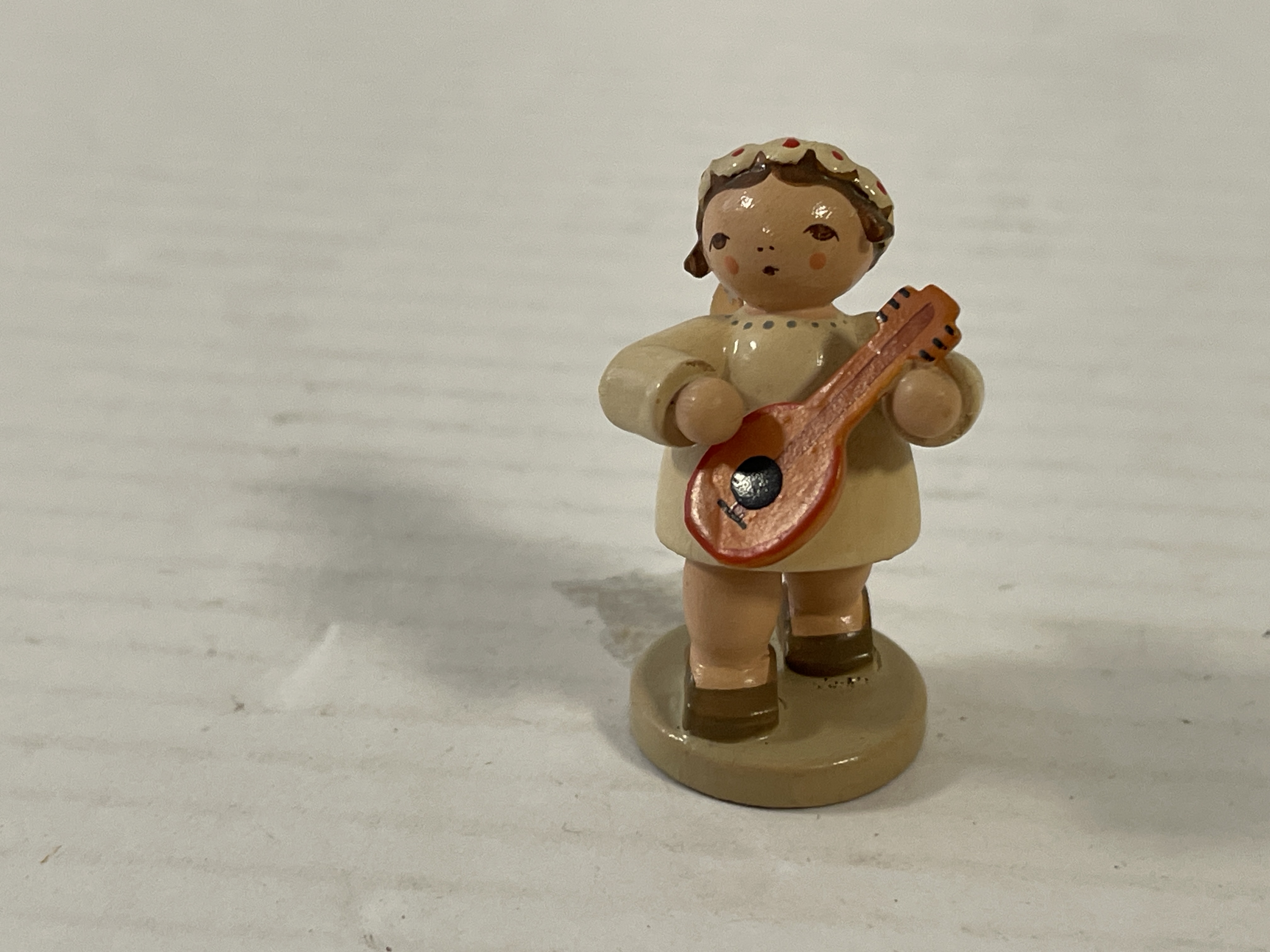 Erzgebirge Figur Engel 4,5 cm. Zustand siehe Fotos