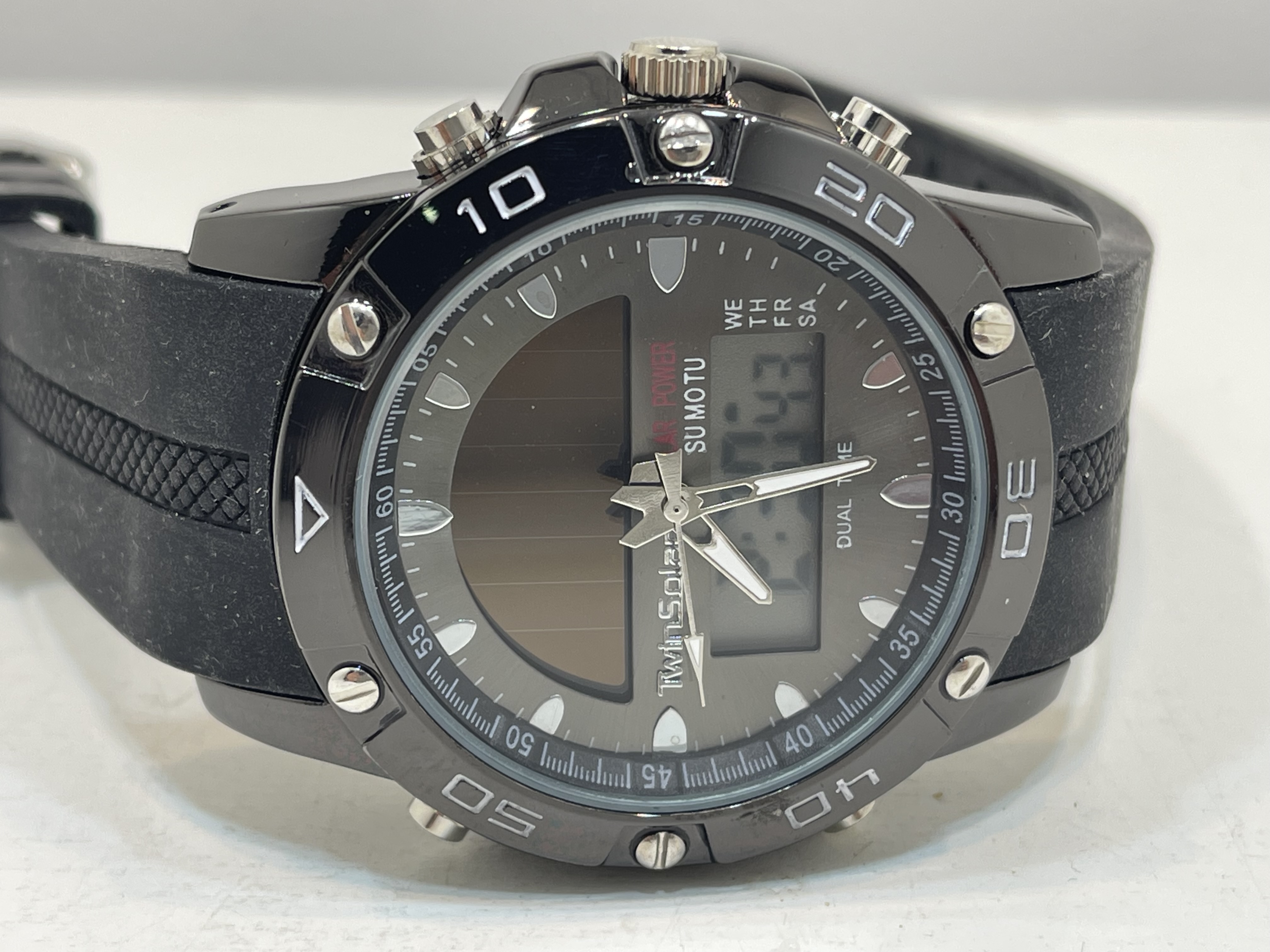 Twin Solar Herren Armbanduhr Digital  - Top Zustand   