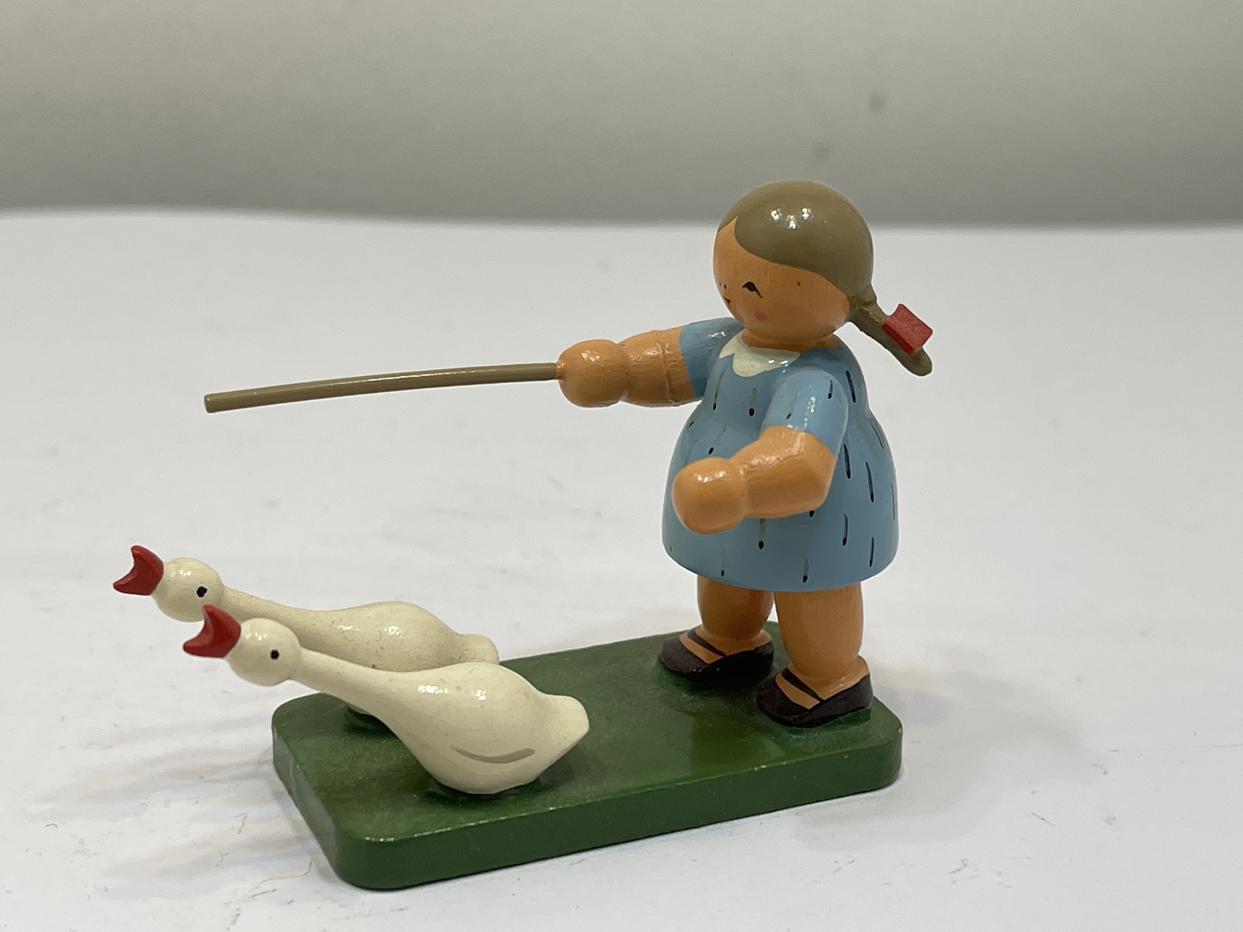 Erzgebirge KWO Holz Figur 6,5 x 5 cm Top Zustand 