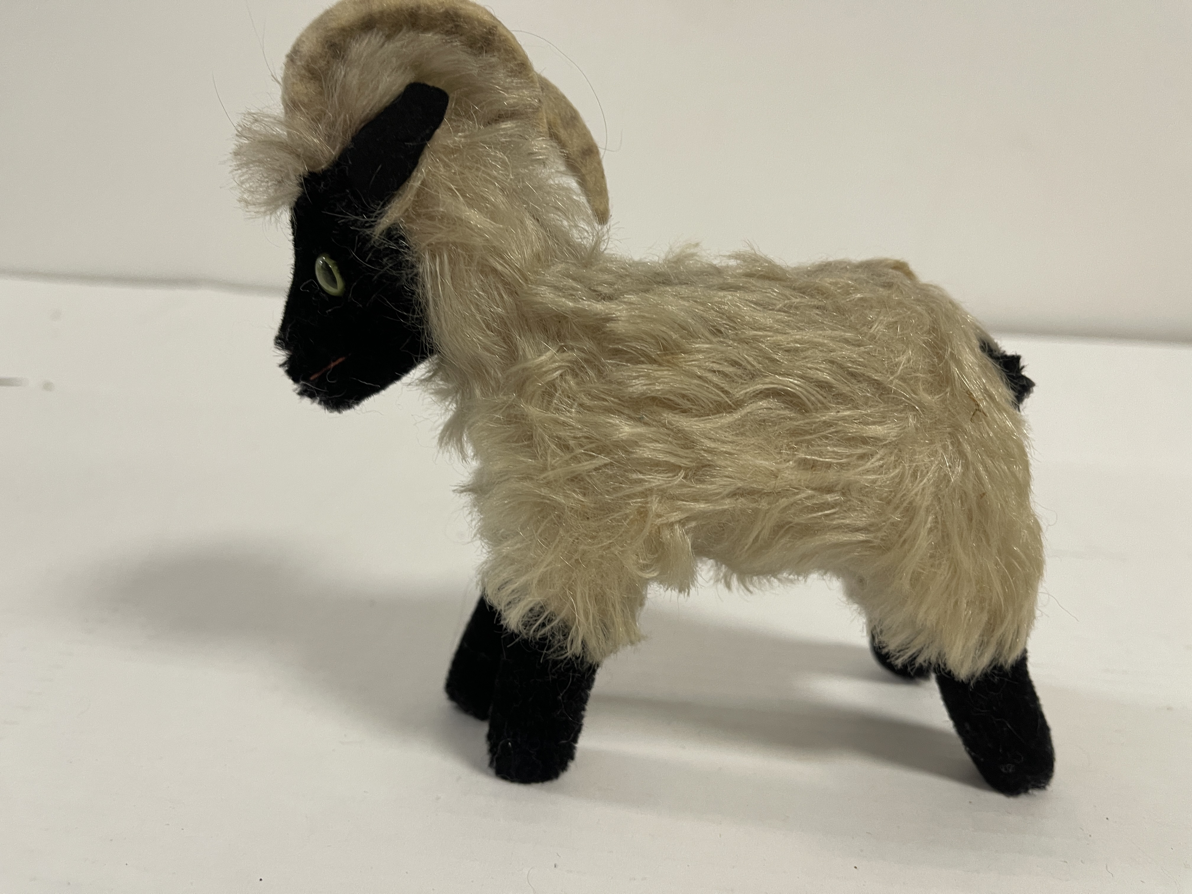 Steiff Tier Schaf Heideschaf 14 cm Zustand siehe Fotos 
