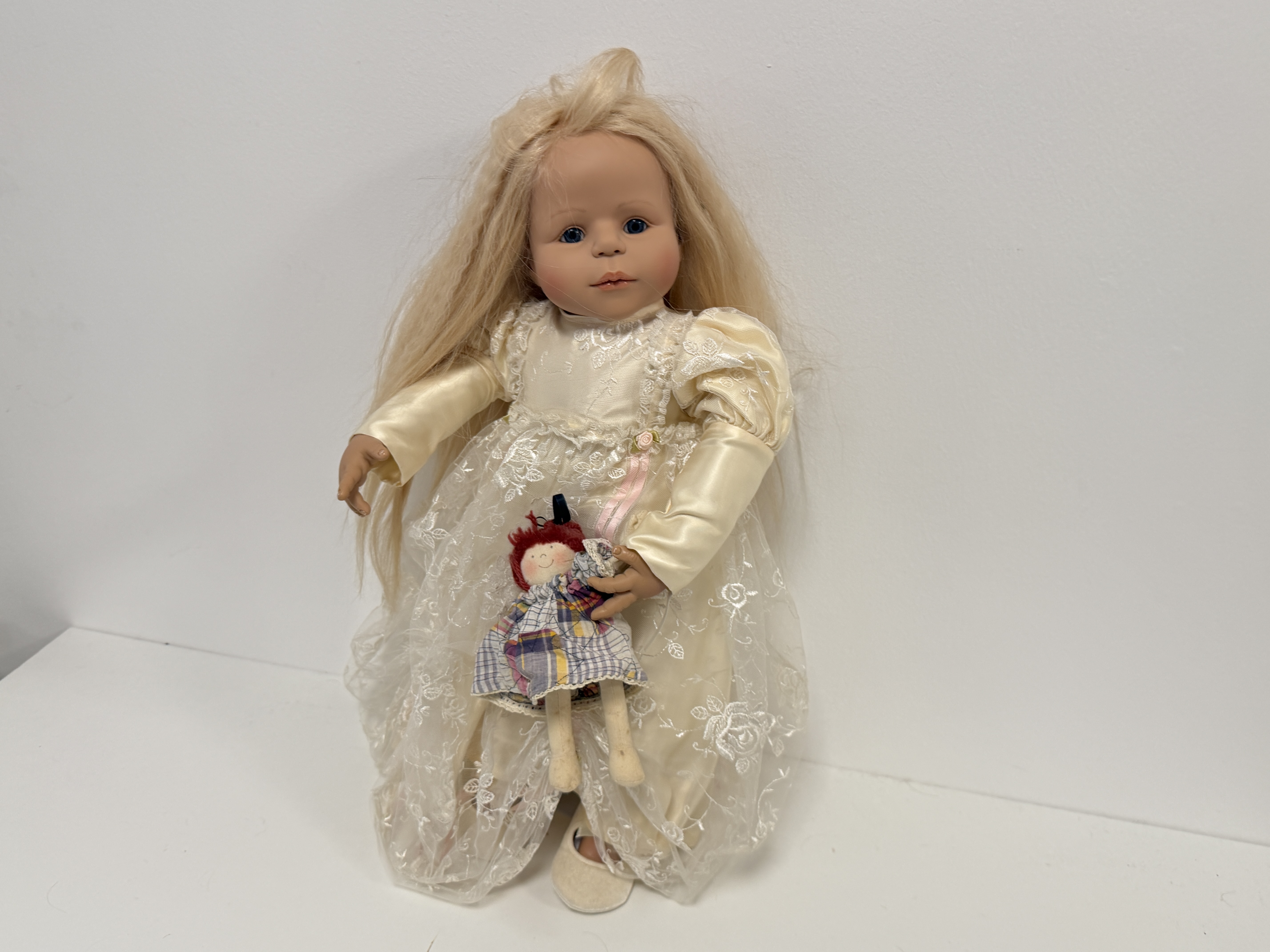 Brigitte Leman Künstlerpuppe Vinyl Puppe 60 cm. Top Zustand.   