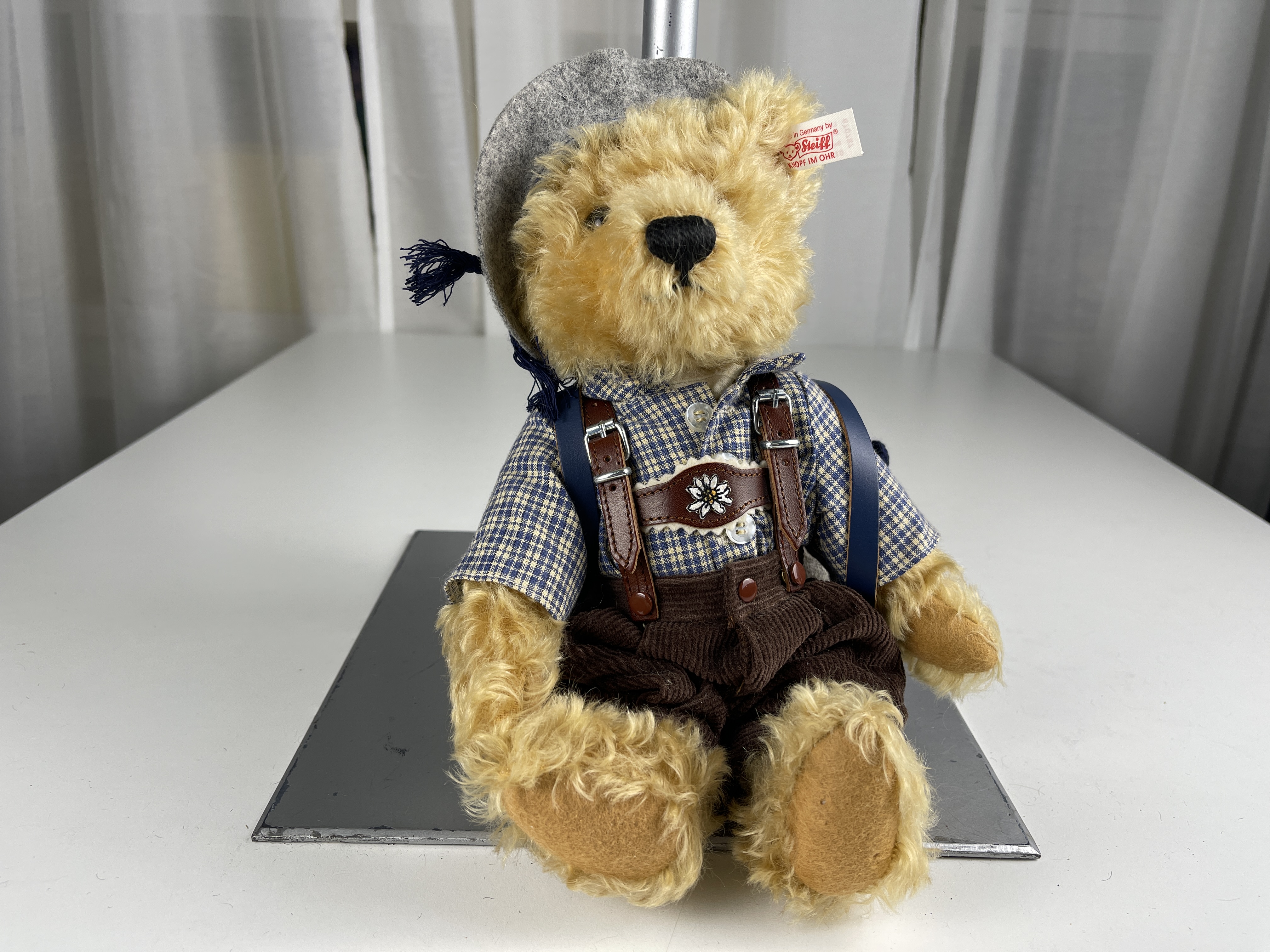 Steiff Tier Teddy Bär 670787 Deutschlandbär 2001 - 30 cm. Top Zustand 