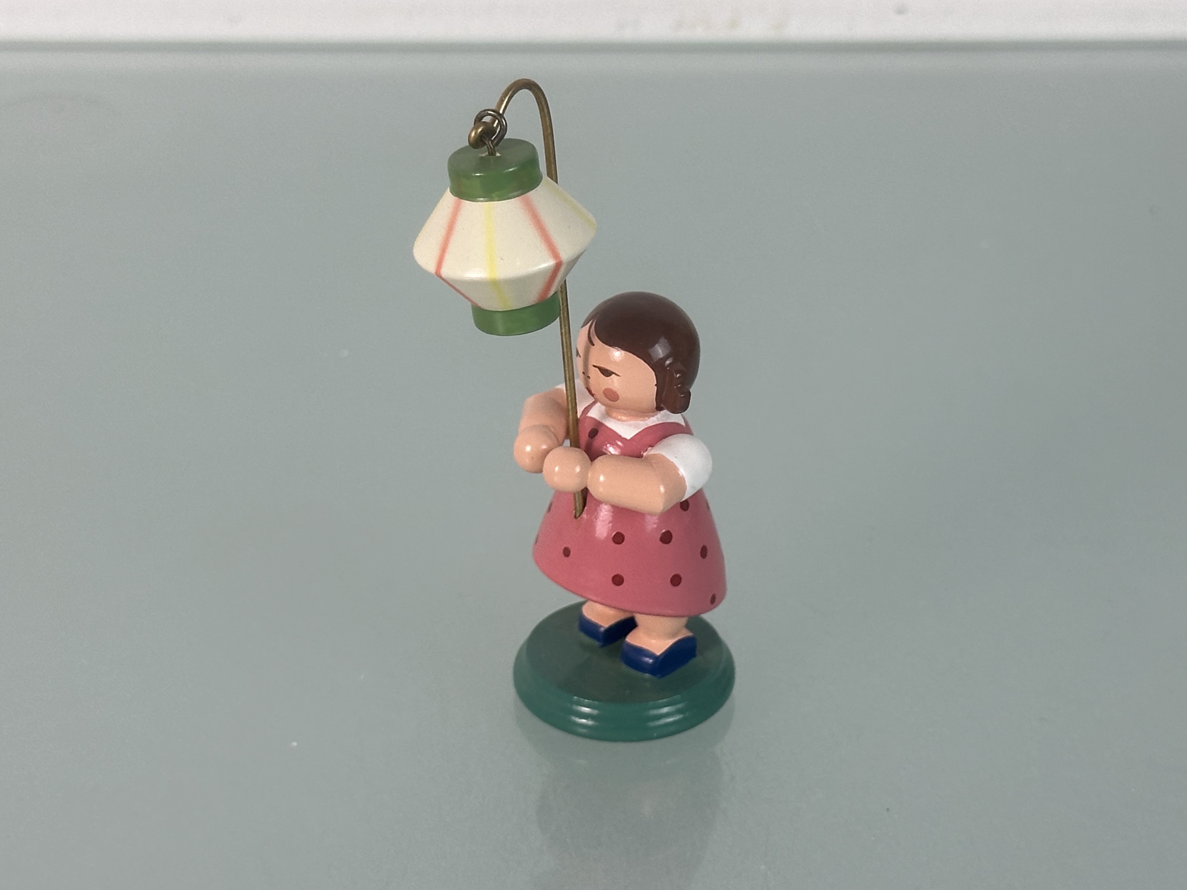Erzgebirge Seiffener Figur Mädchen mit Laterne 10 cm. Top Zustand