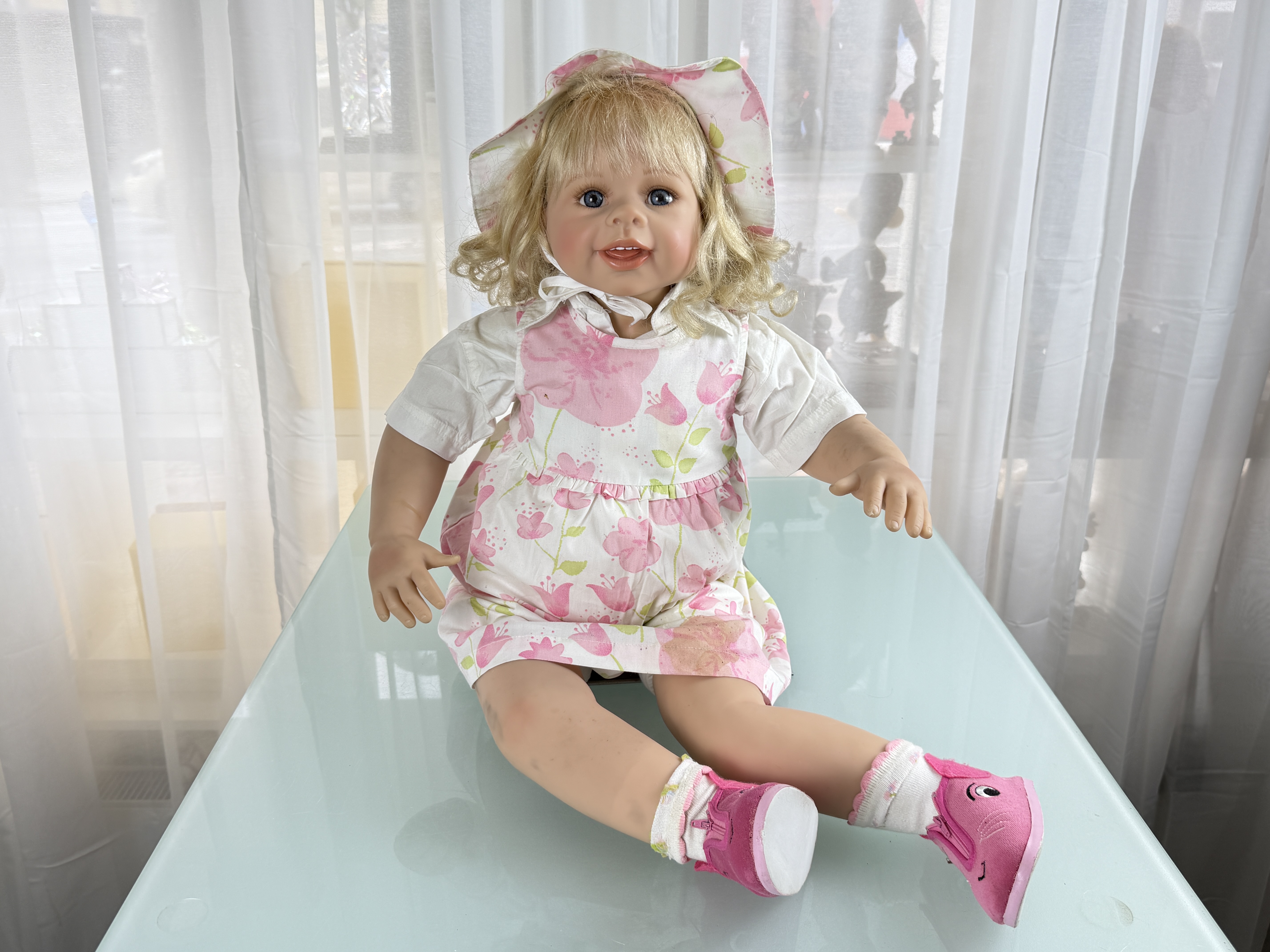 Künstlerpuppe Puppe Monika Levenig Vinyl Puppe 90 cm. Guter Zustand 