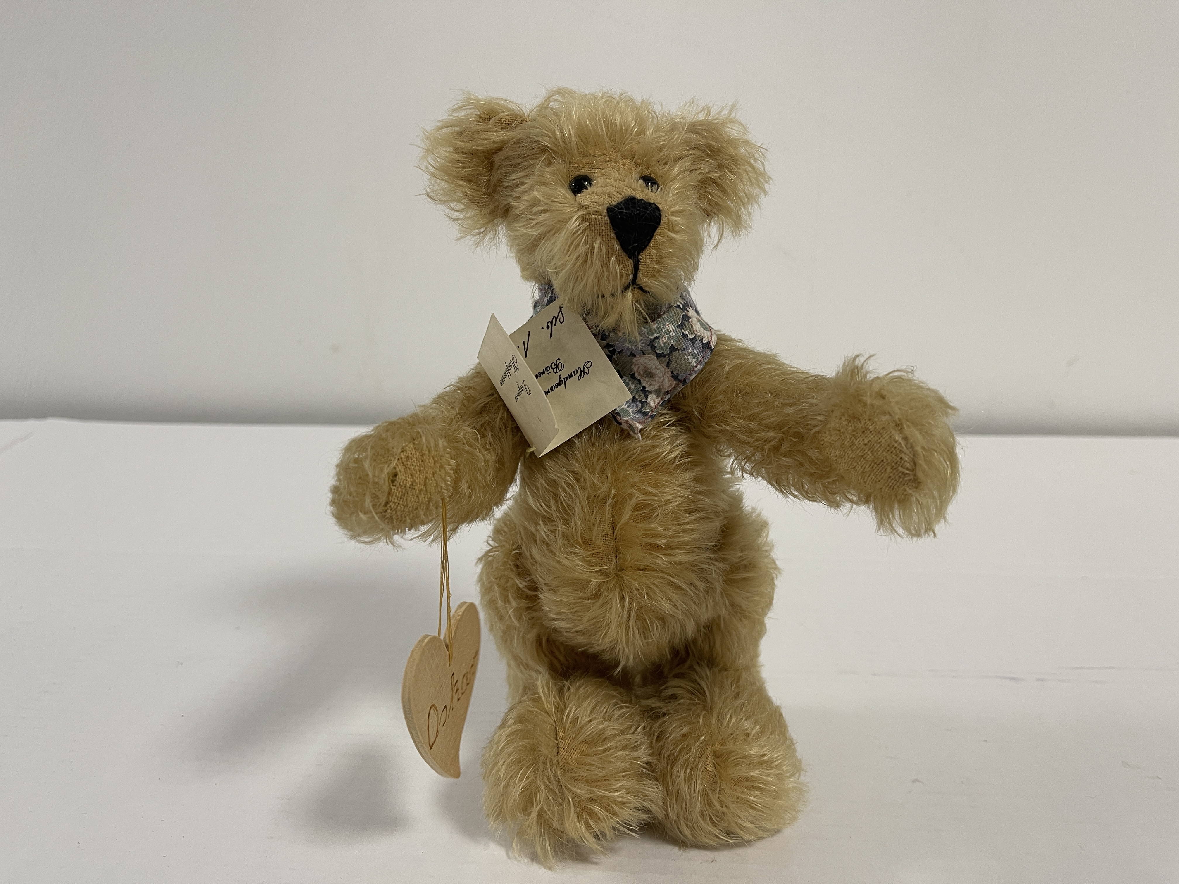 Künstlerbär Teddybär 22 cm. Top Zustand.   